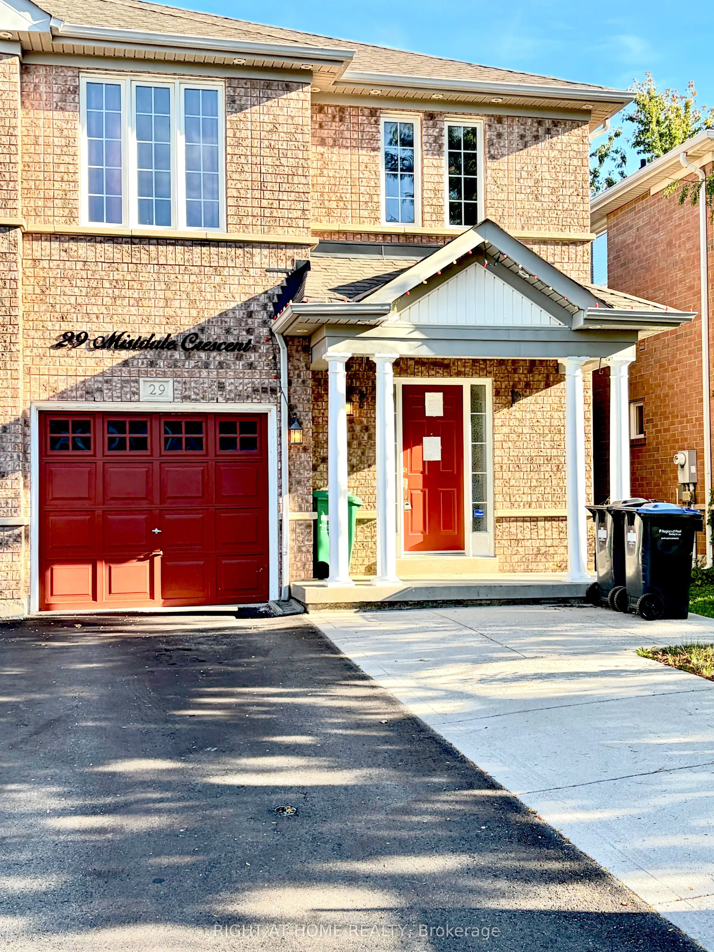29 Mistdale Crescent