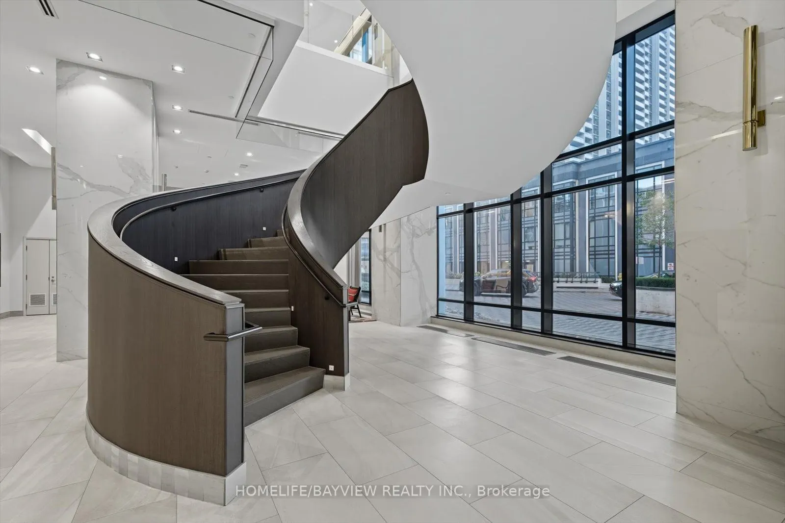 7 Mabelle Avenue, #2802