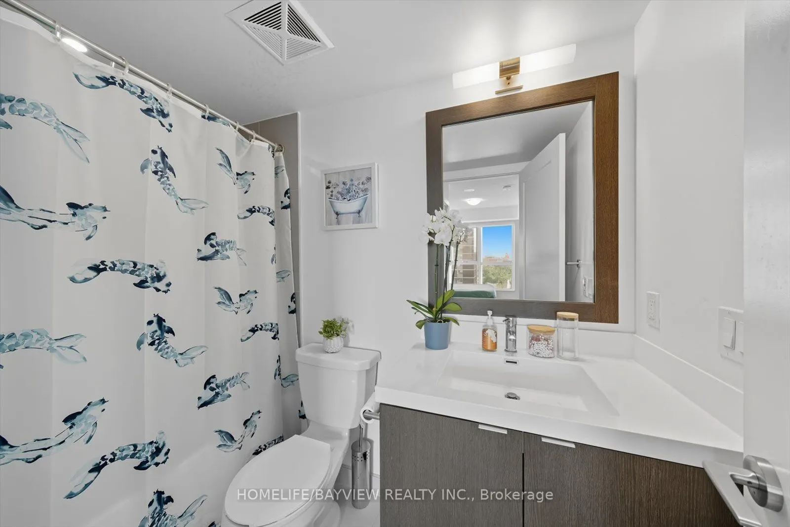 7 Mabelle Avenue, #2802