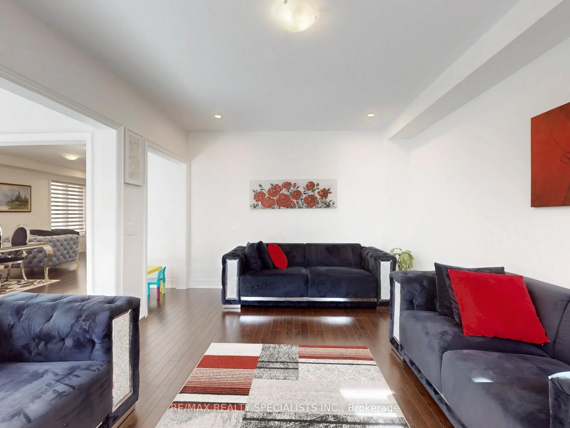 33 Tiger Crescent