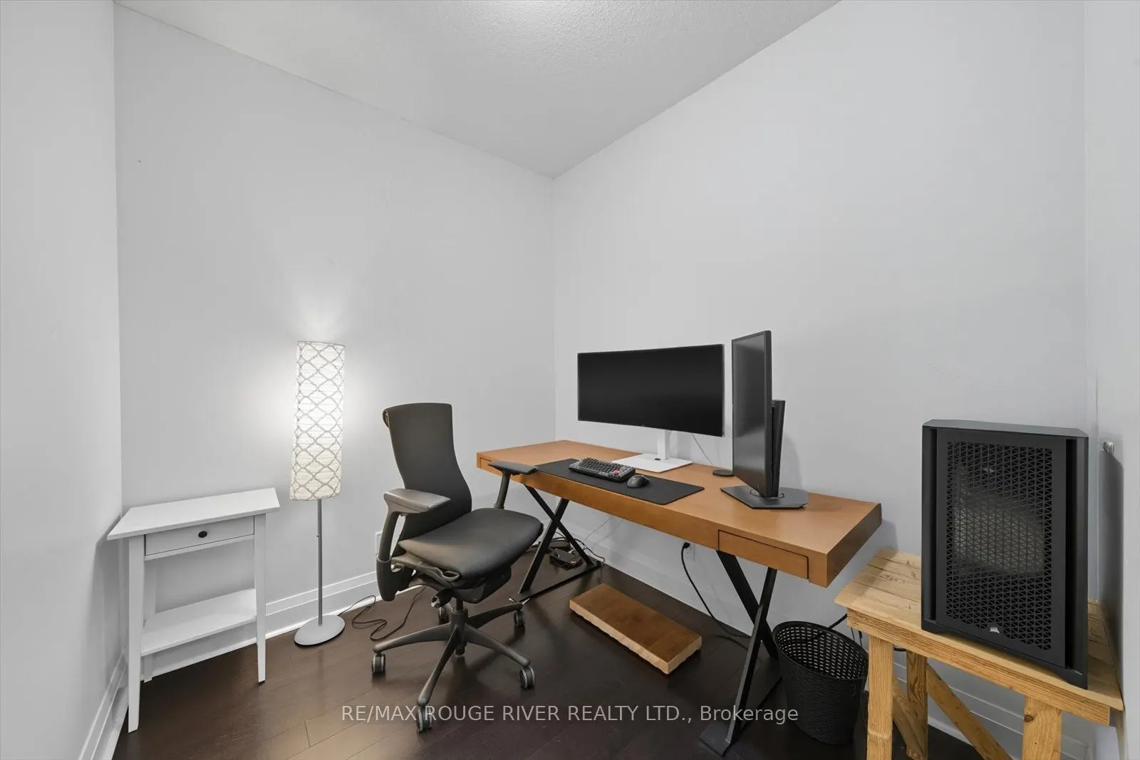 1185 The Queensway Avenue, #213