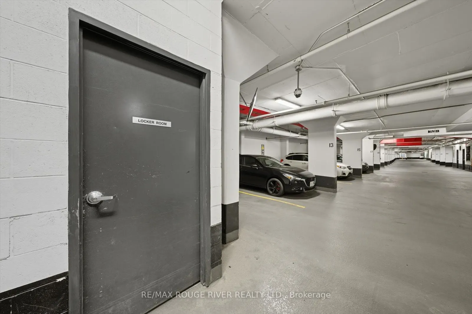 1185 The Queensway Avenue, #213