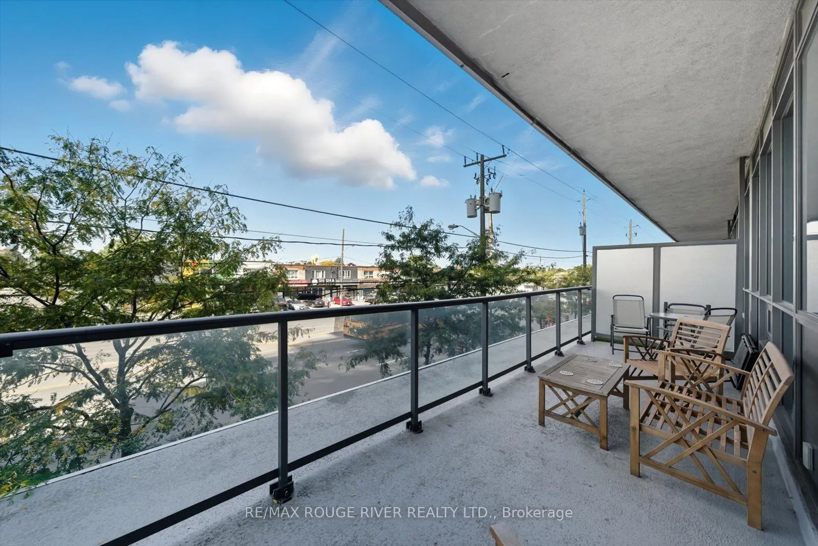 1185 The Queensway Avenue, #213