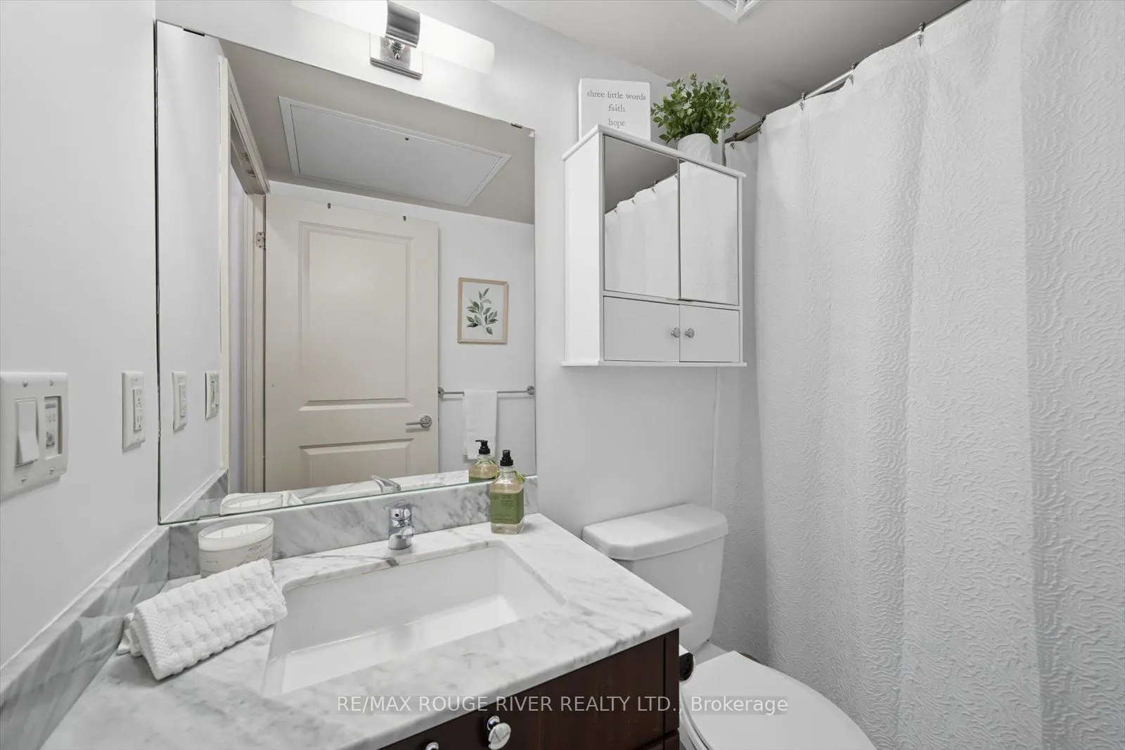 1185 The Queensway Avenue, #213
