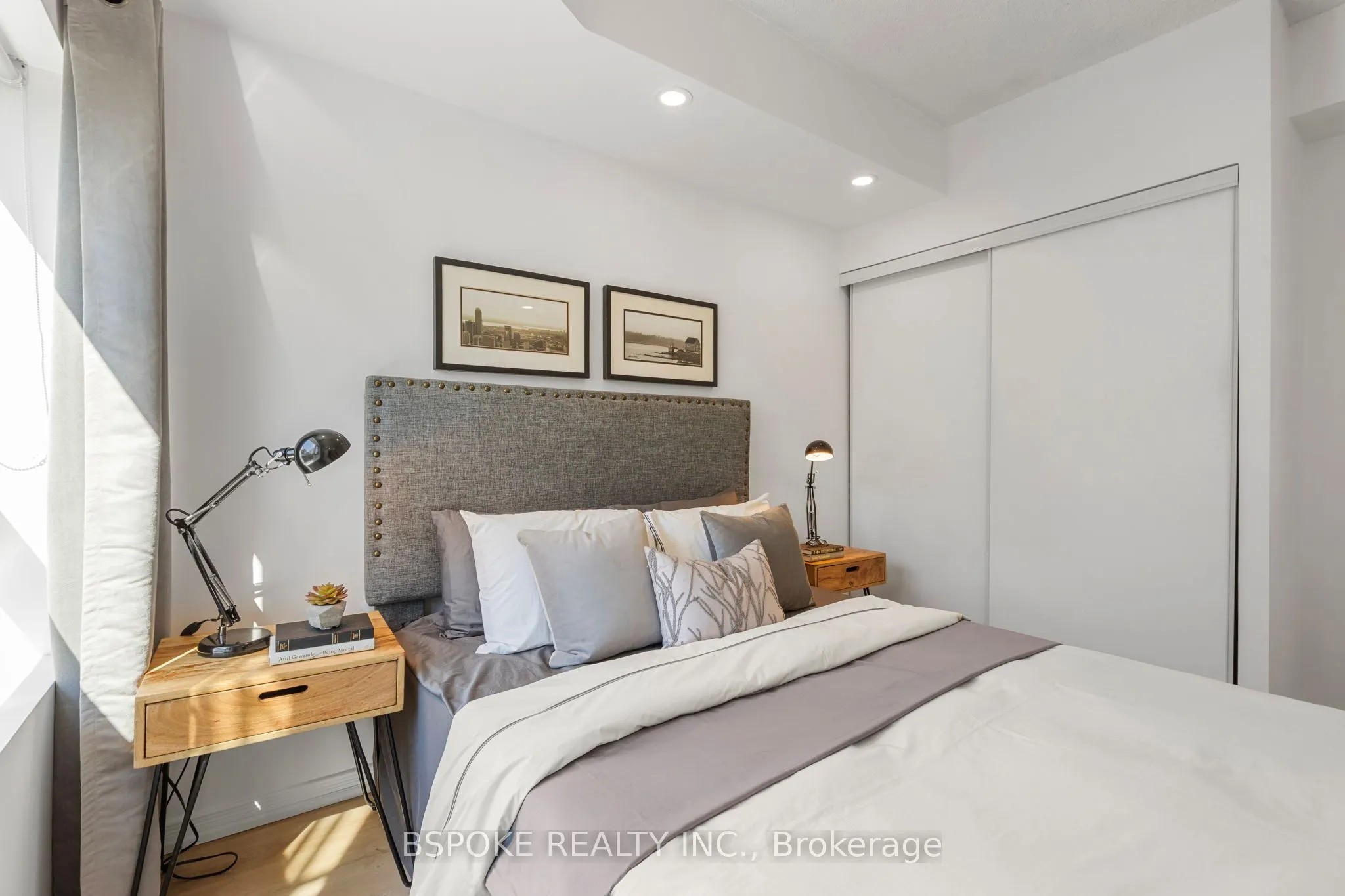 2495 Dundas Street W, #320