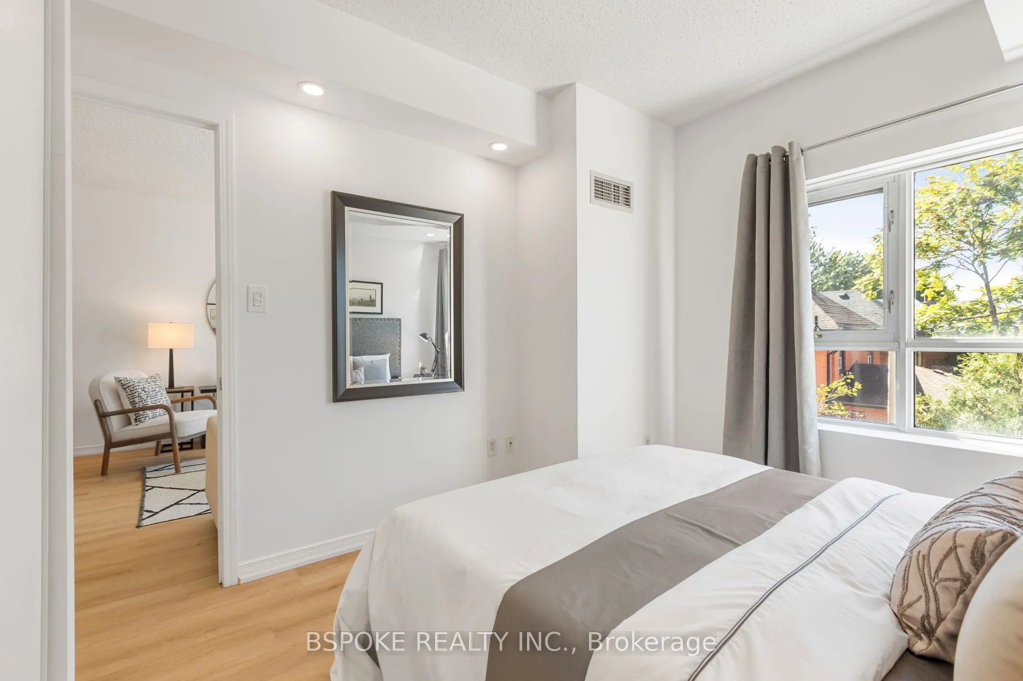 2495 Dundas Street W, #320