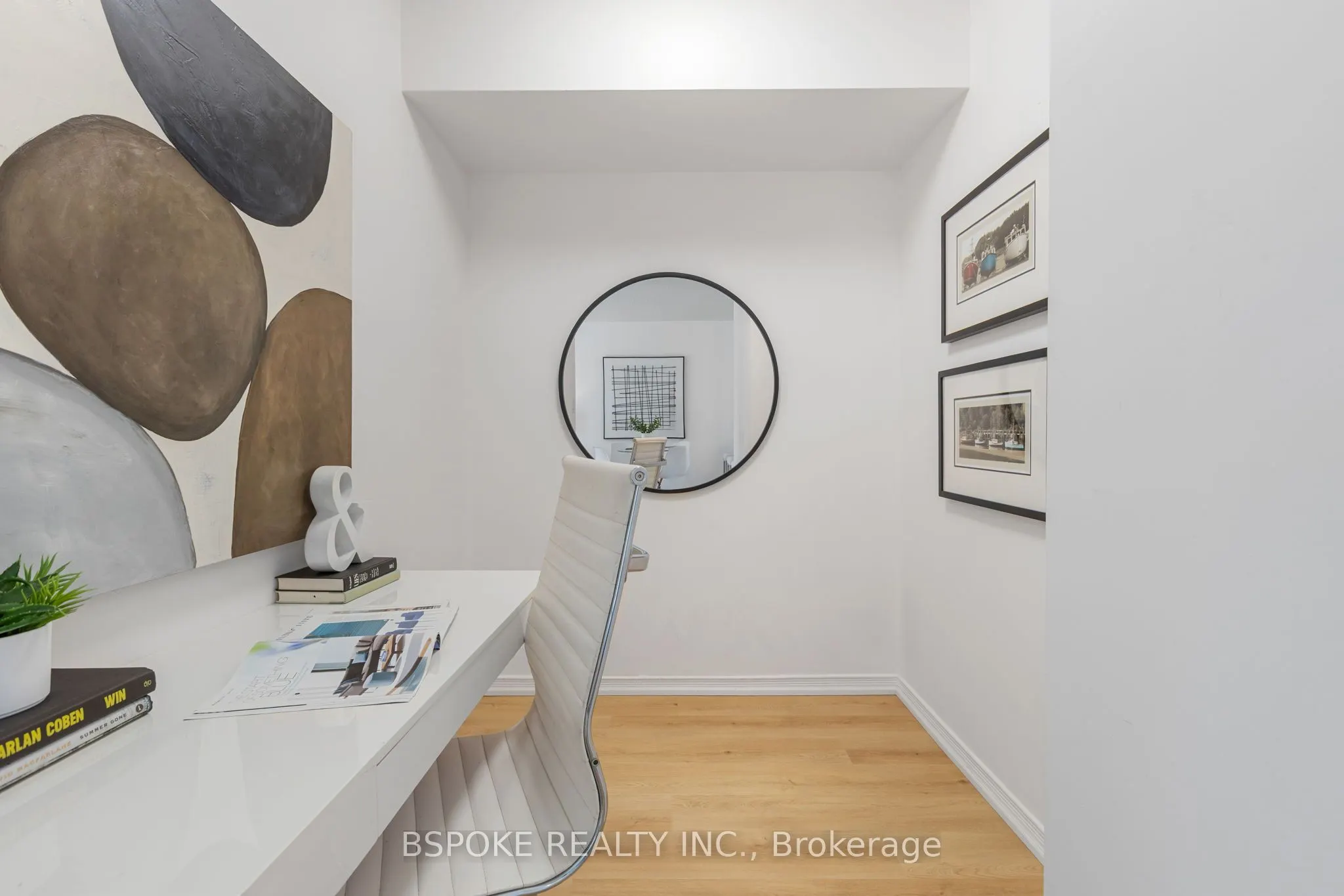 2495 Dundas Street W, #320