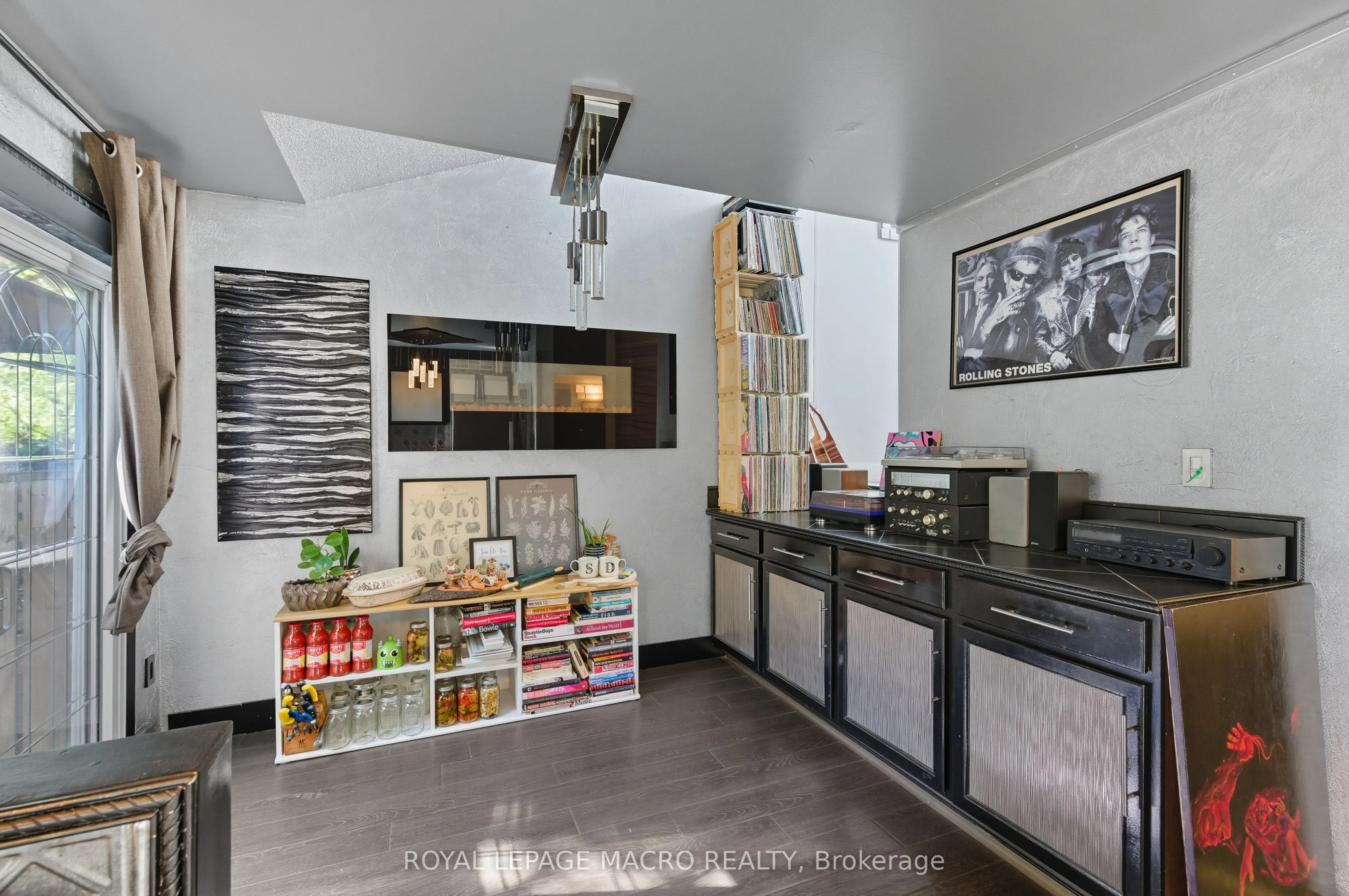 2385 Woodward Avenue, #28