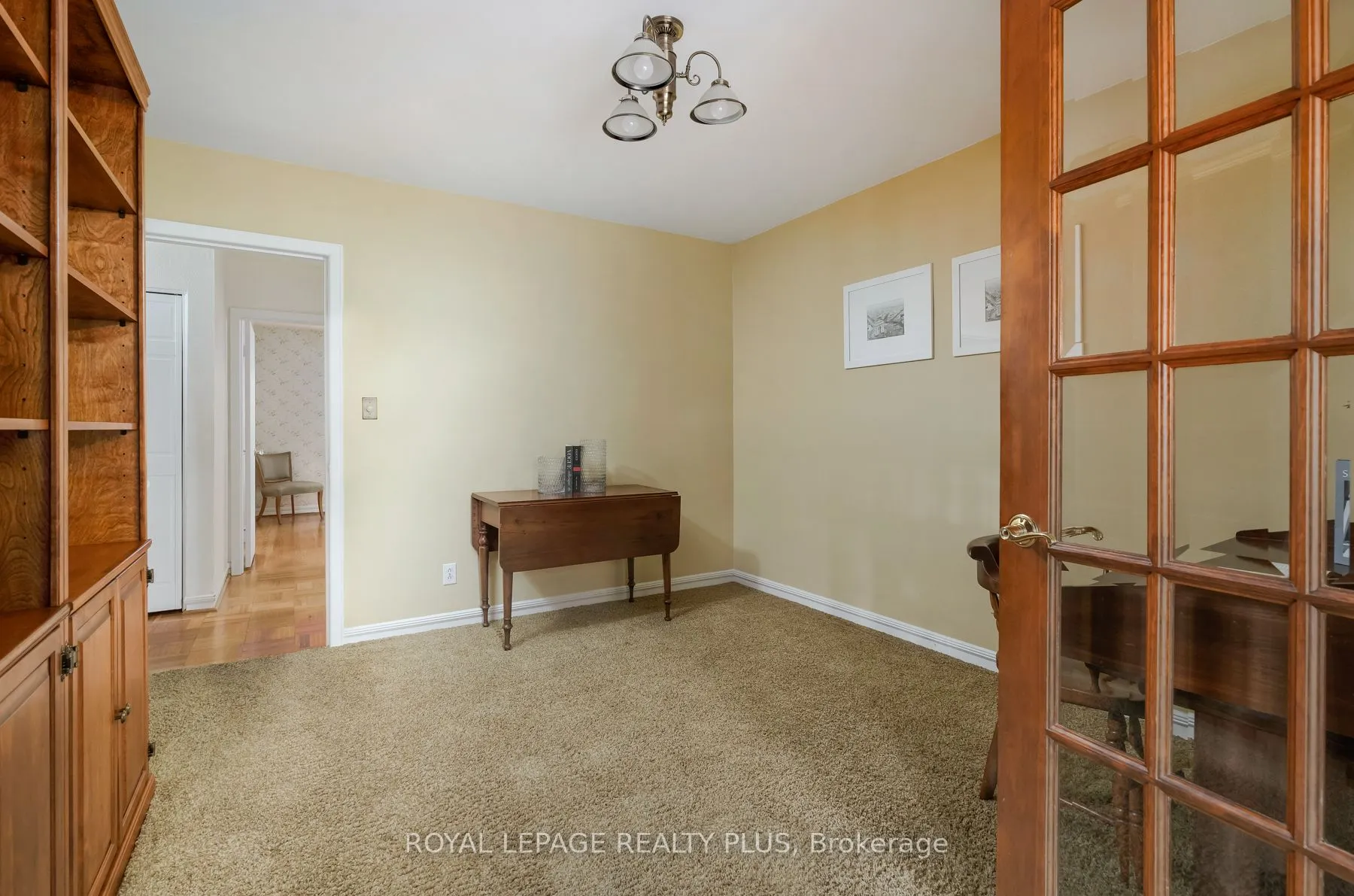 935 Hedge Drive