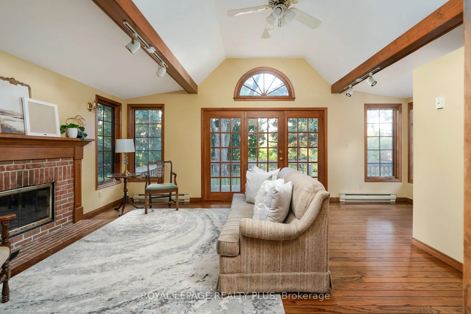935 Hedge Drive