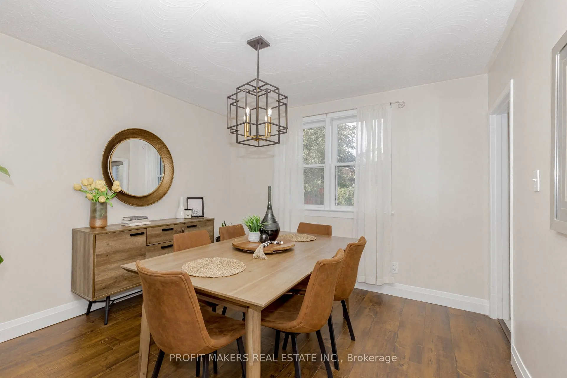 27 Forge Drive