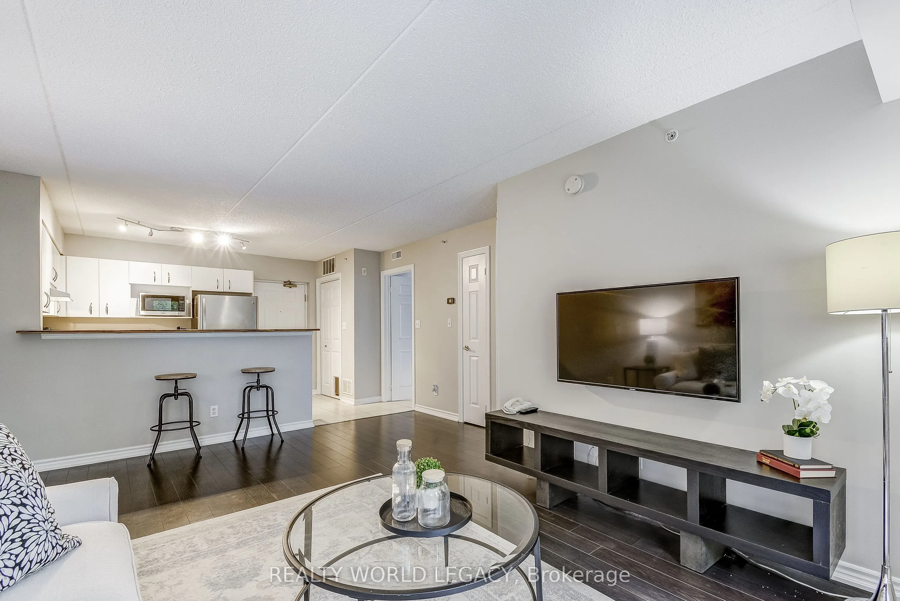 2055 Appleby Line, #103