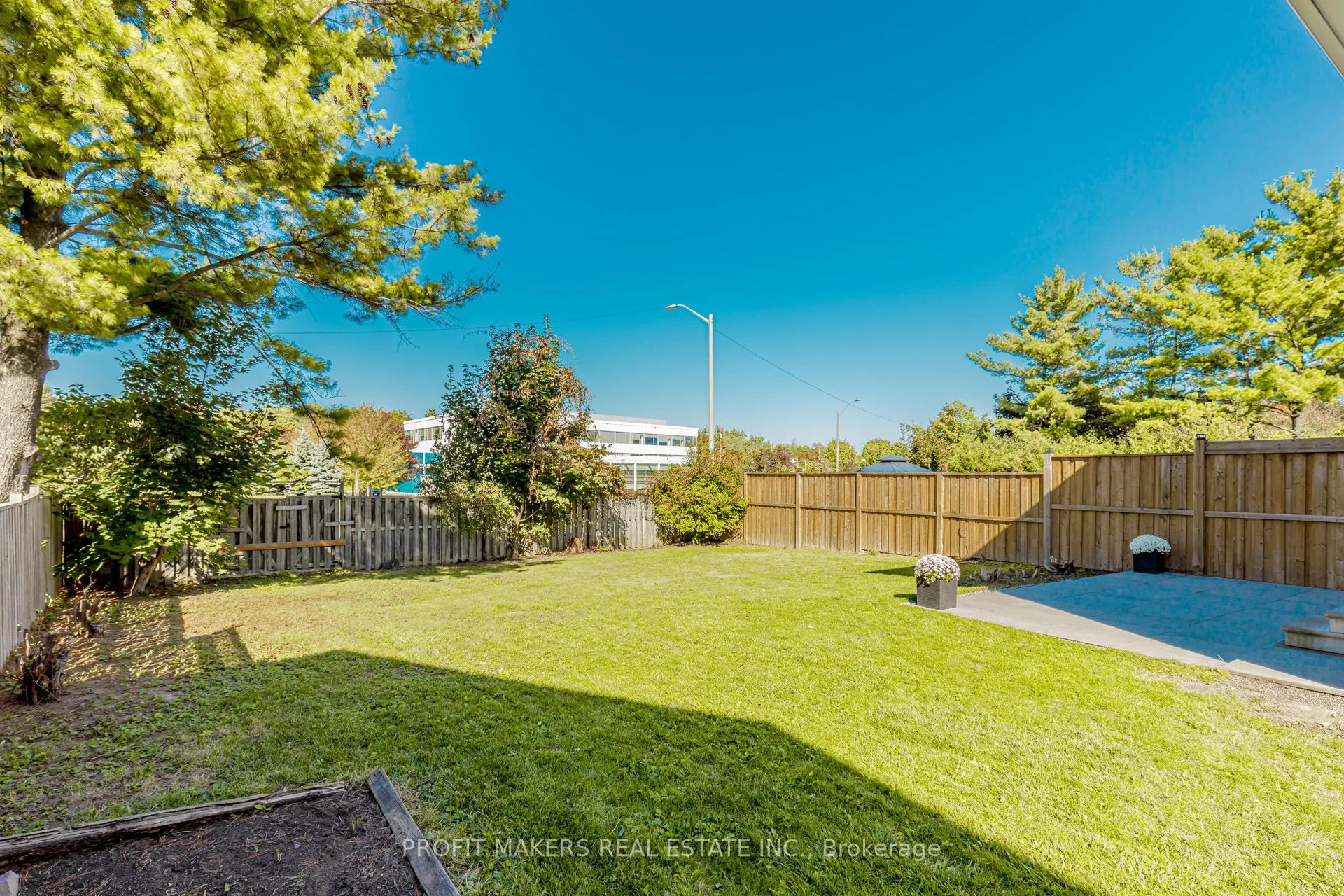 7139 Fayette Circle