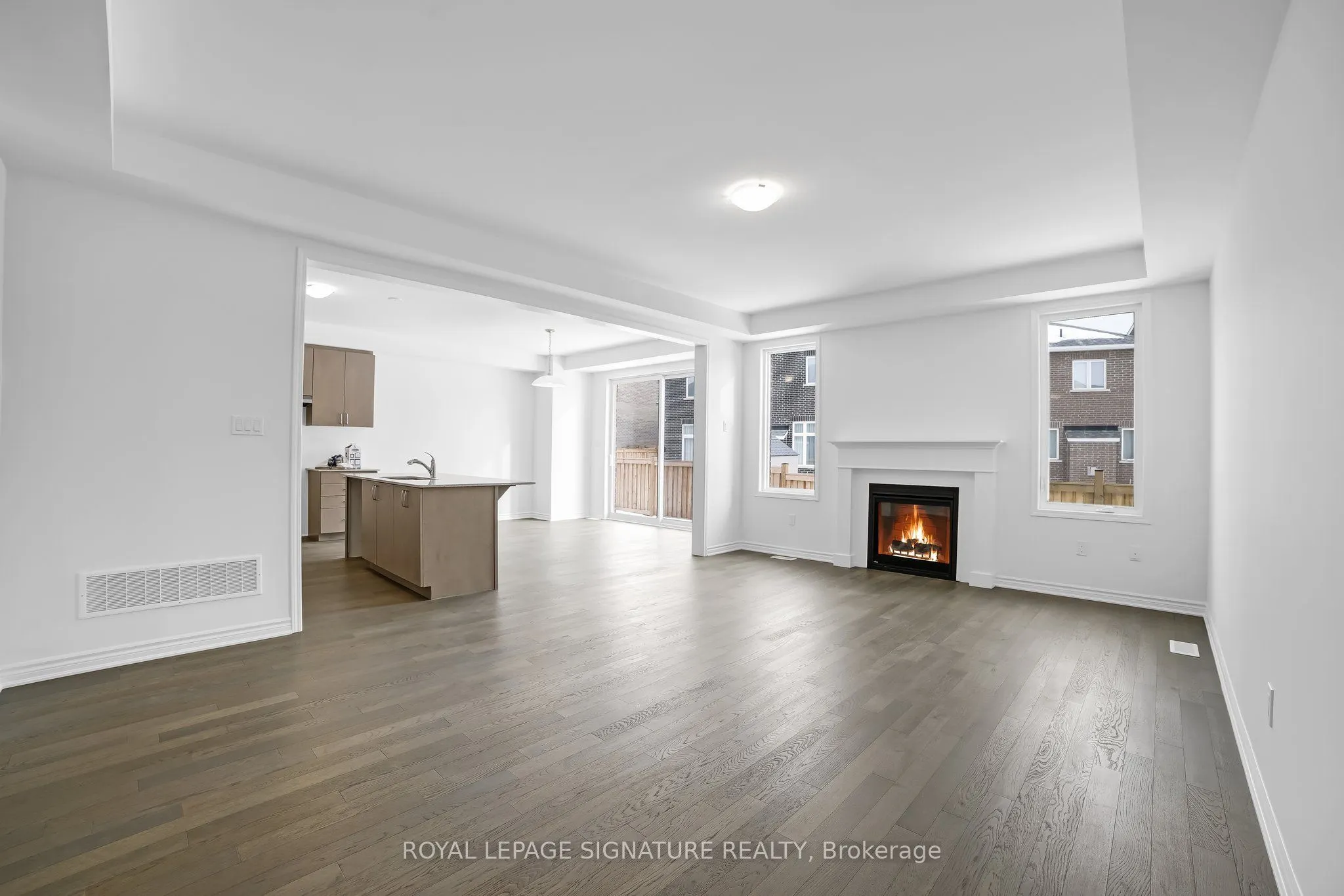 448 Kennedy Circle W