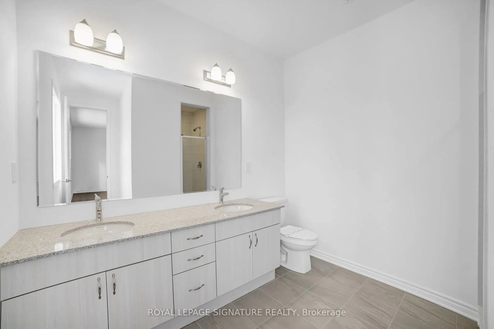 448 Kennedy Circle W