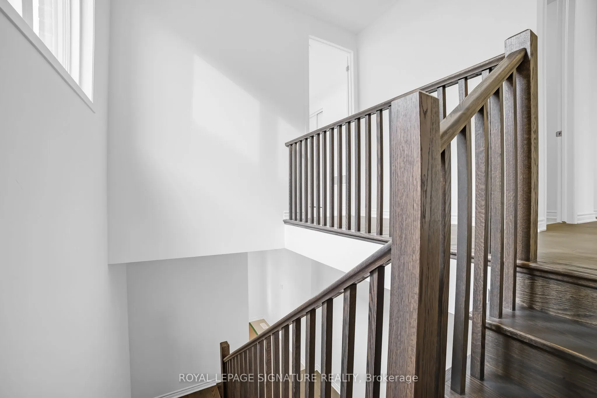 448 Kennedy Circle W