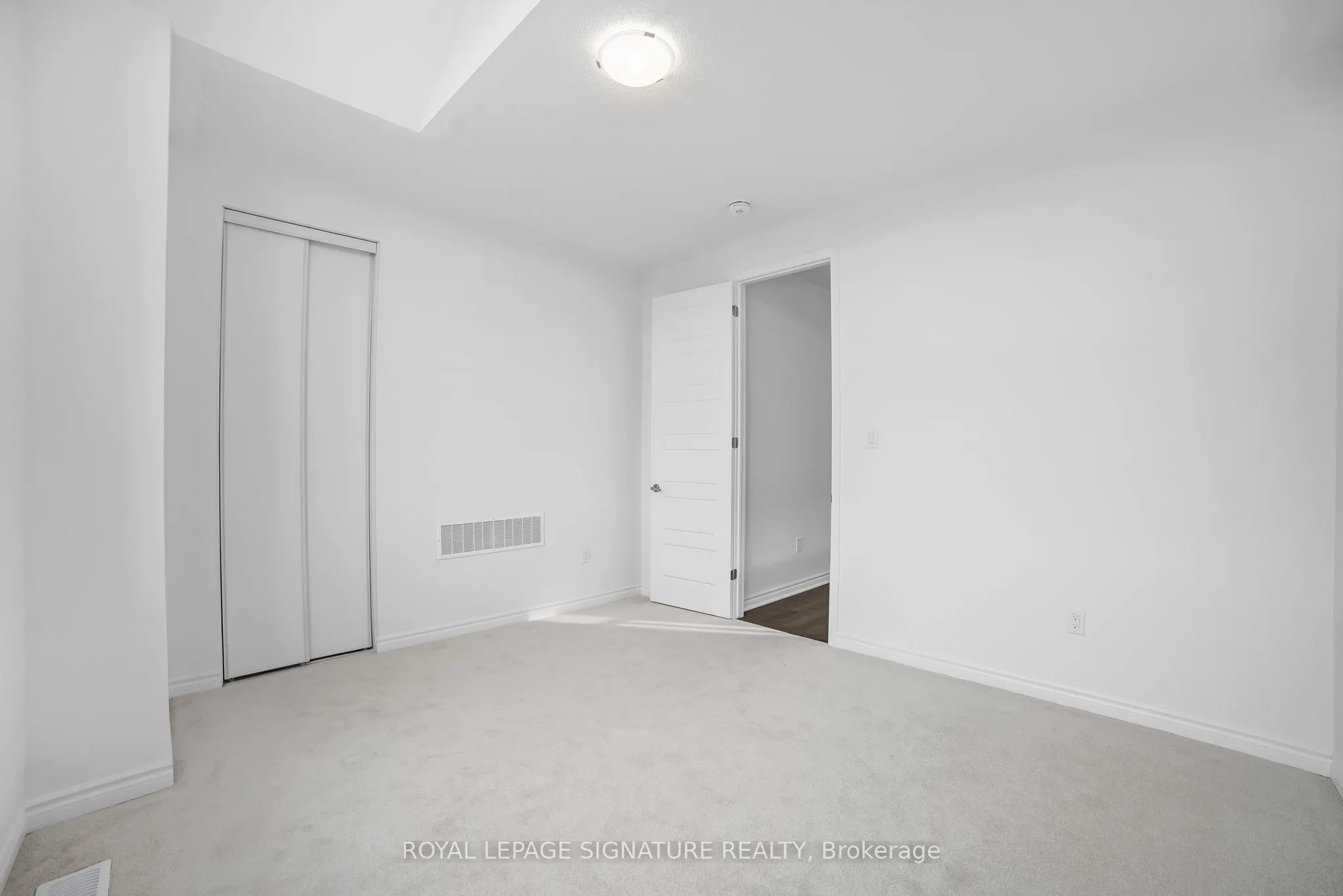 448 Kennedy Circle W
