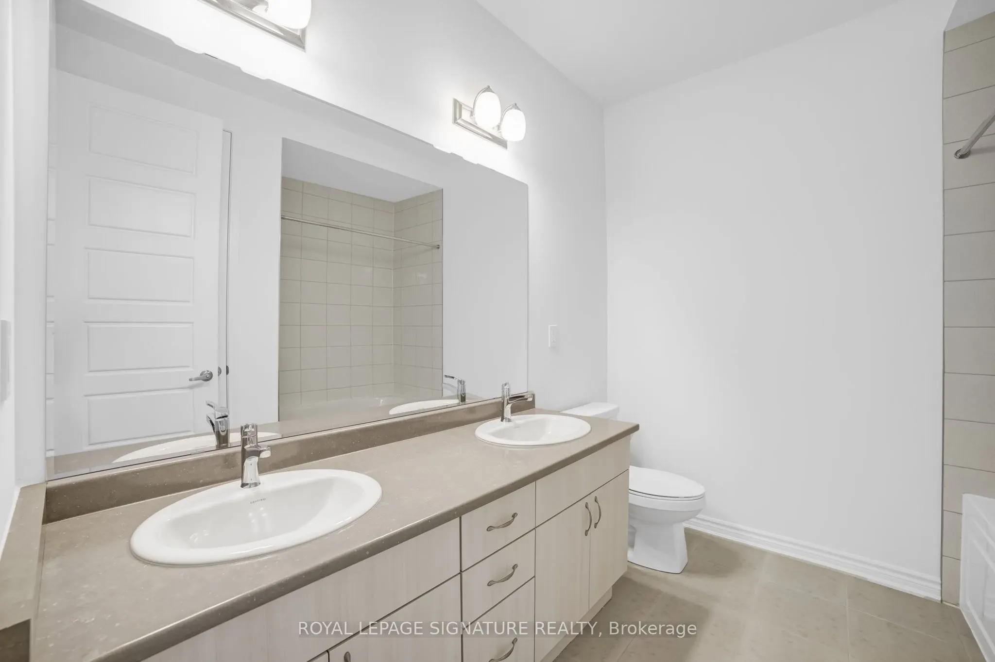 448 Kennedy Circle W