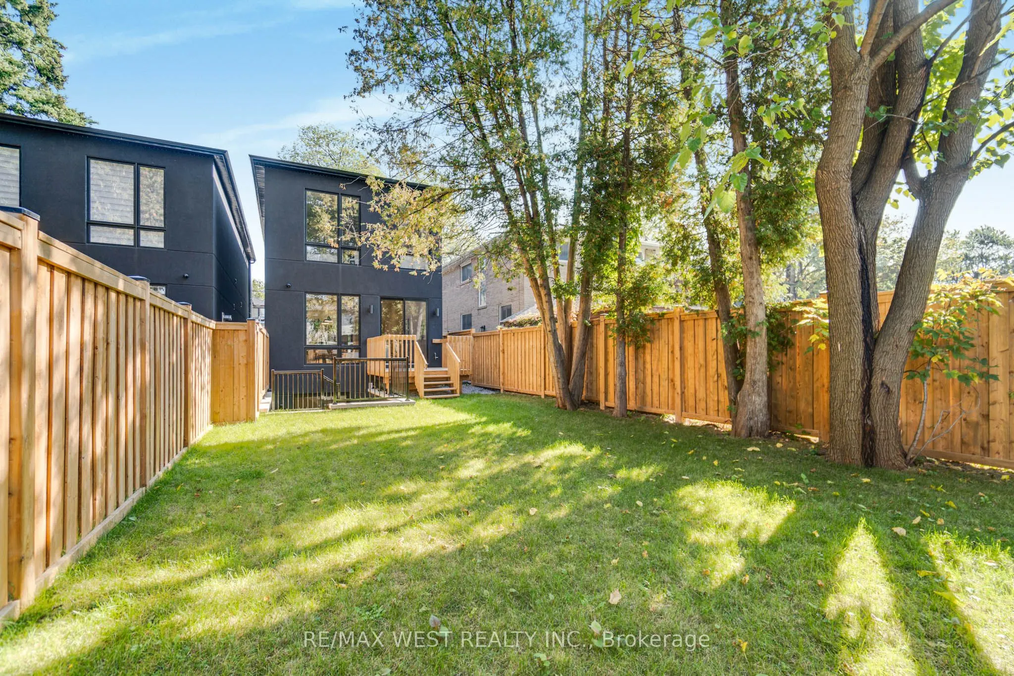 12A Foch Avenue
