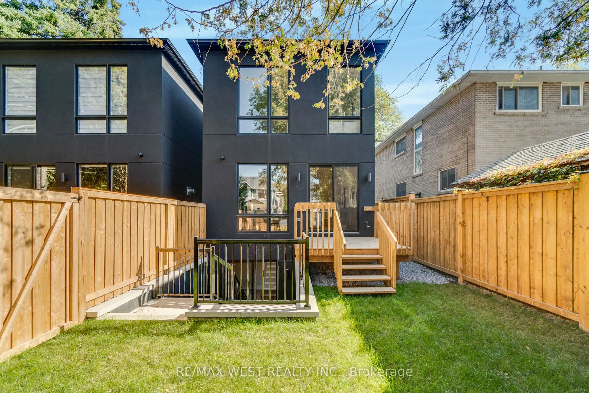 12A Foch Avenue