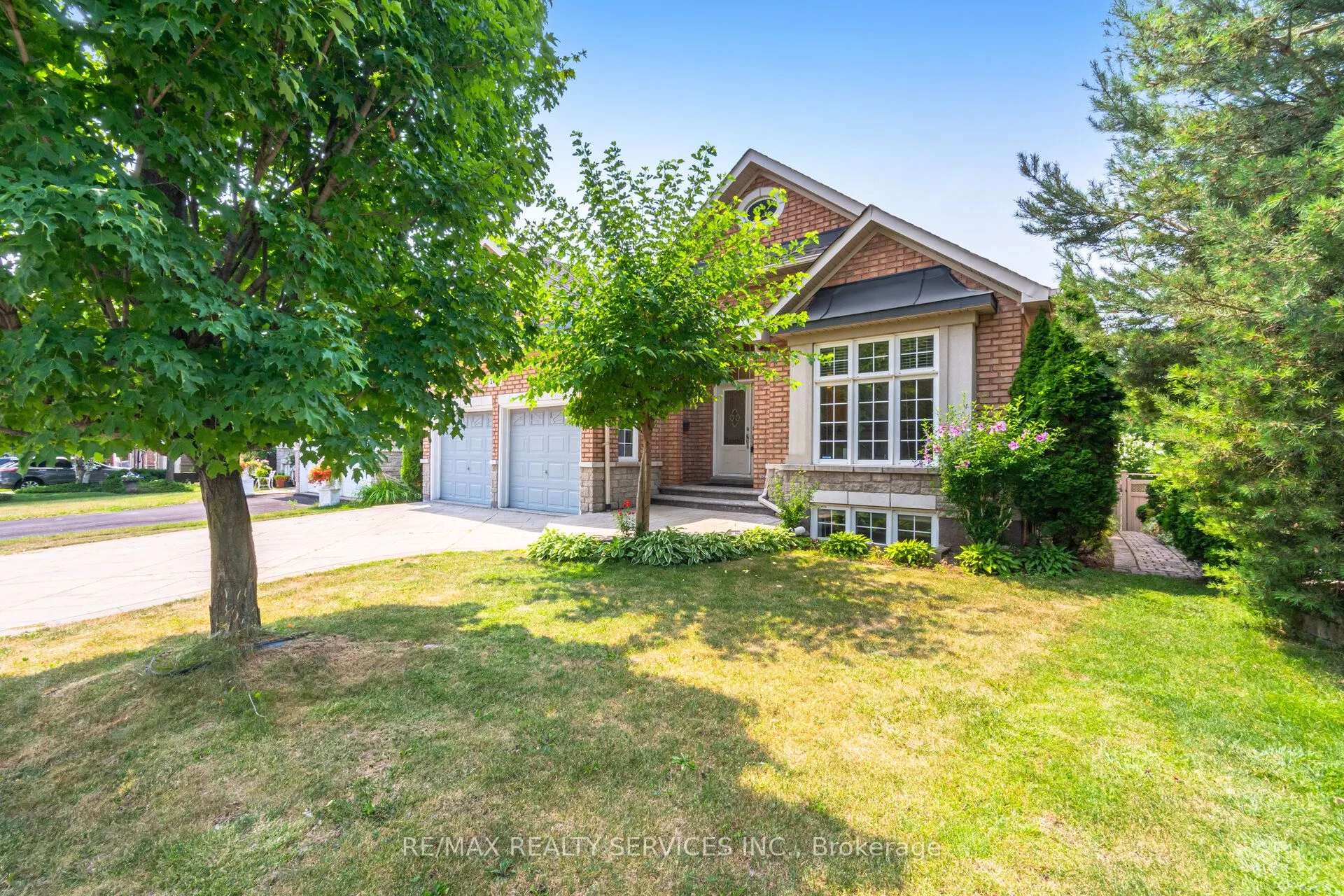 2413 Salcome Drive