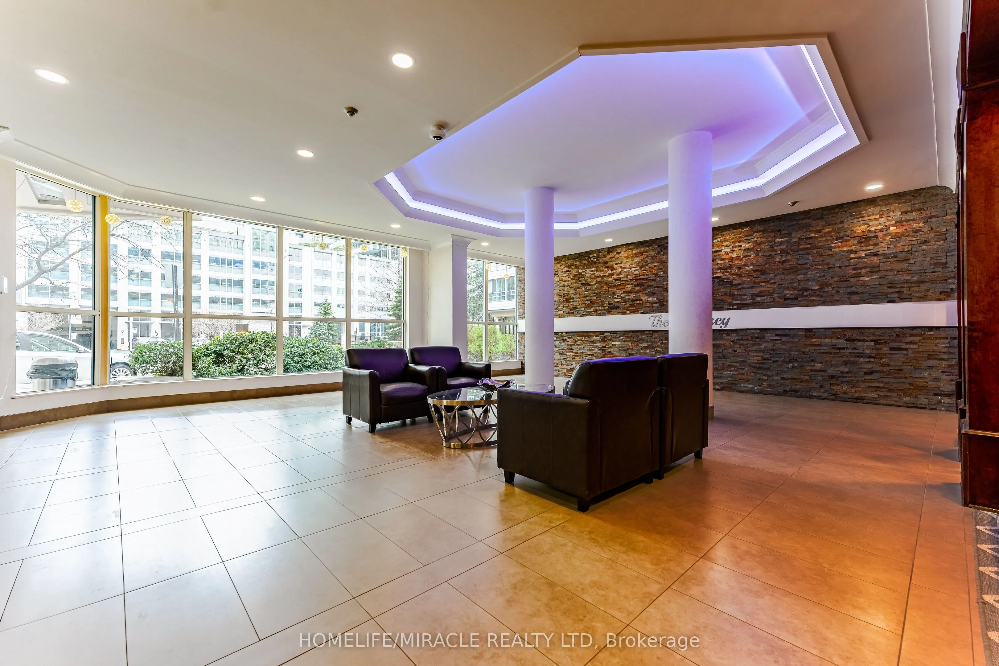 250 Webb Drive, #318