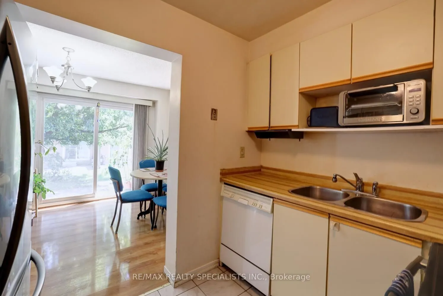 3125 Fifth Line W, #64