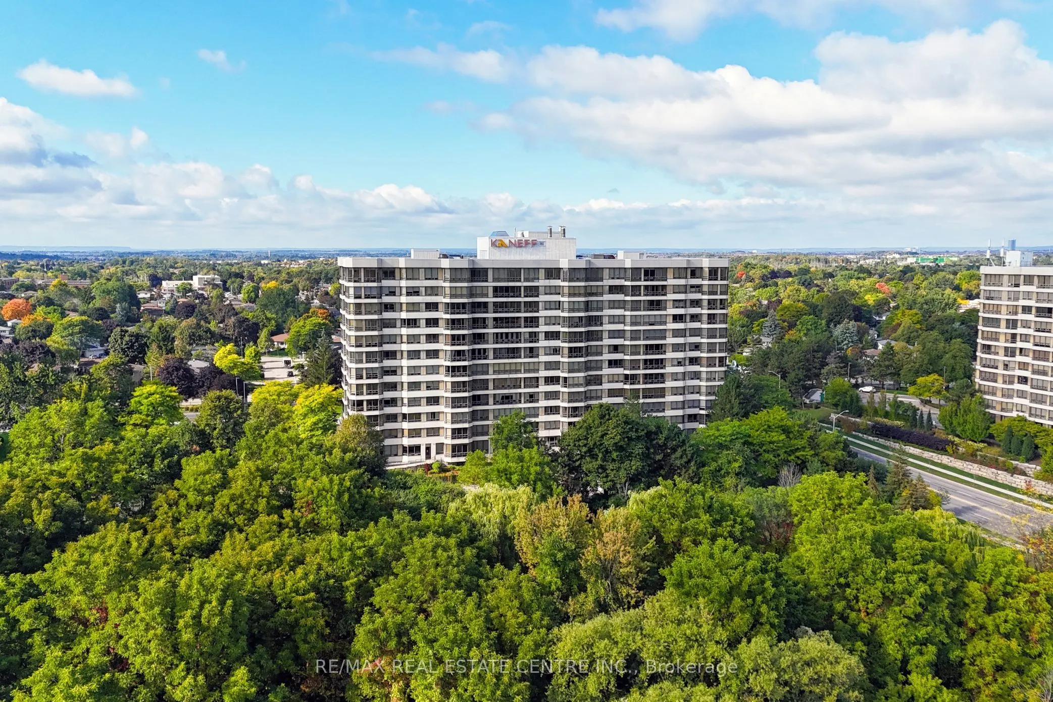 320 Mill Street S, #303