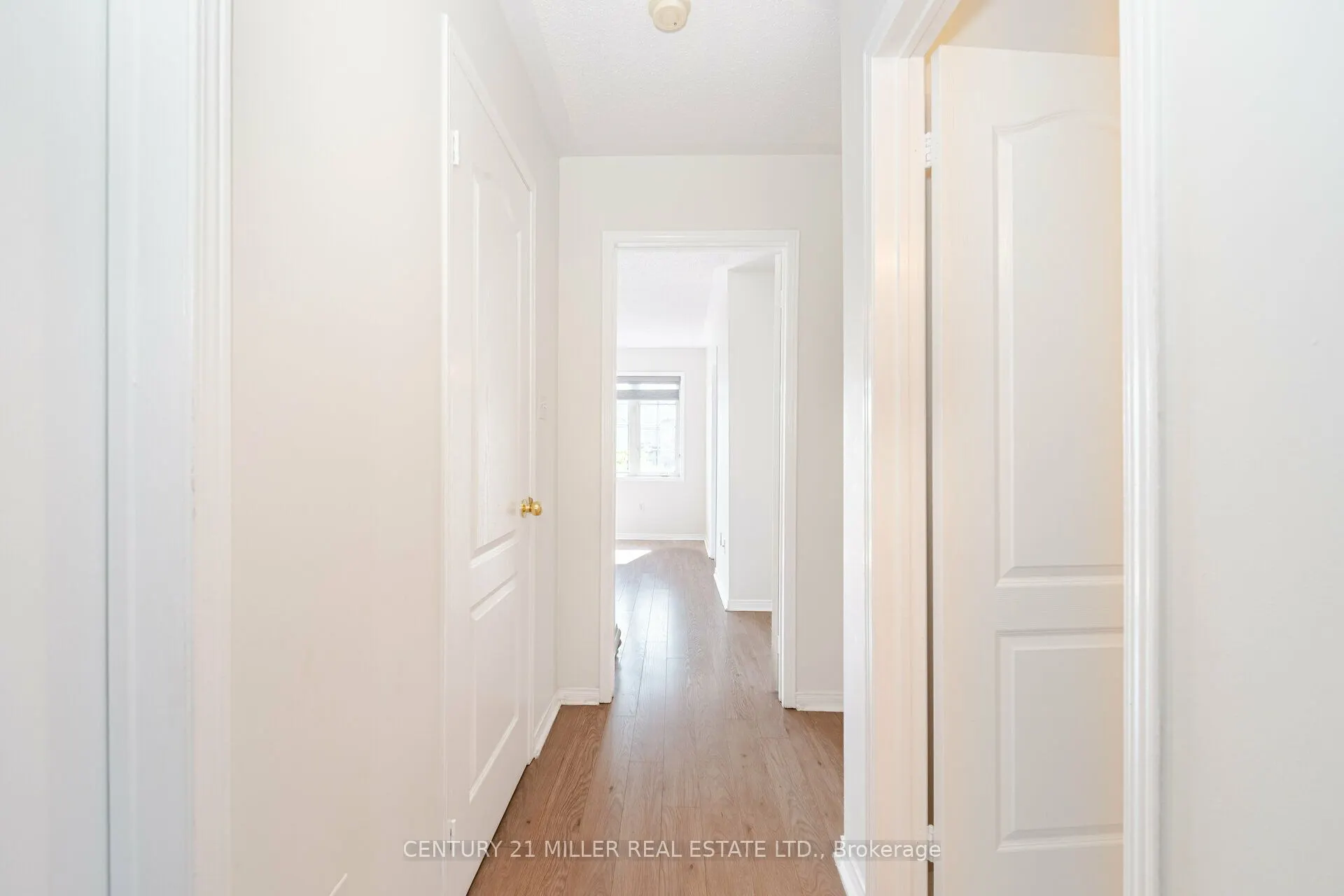5953 Tenth Line W
