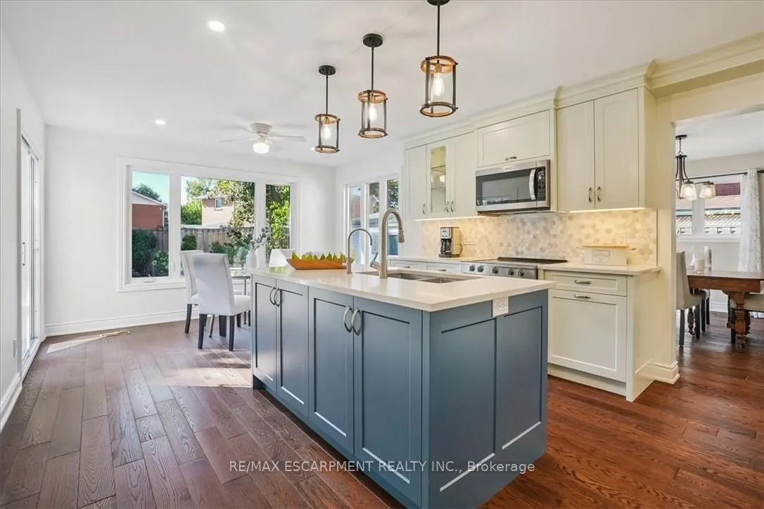 41 Steen Drive