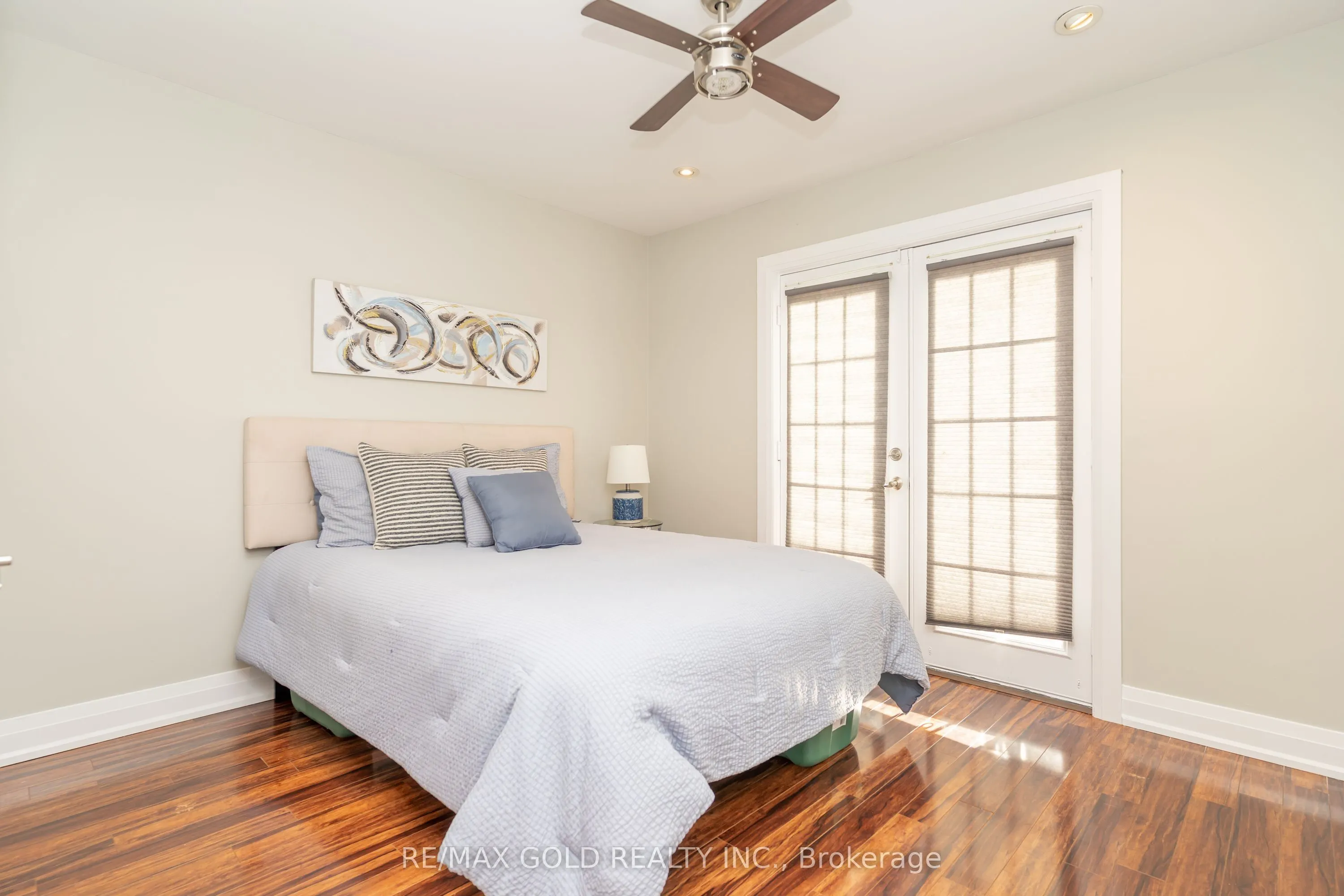 39 Ascot Avenue