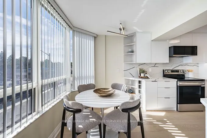 1 Aberfoyle Crescent, #301