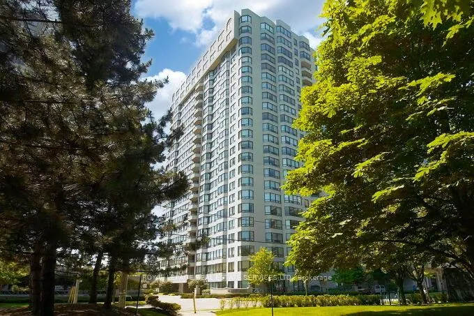 1 Aberfoyle Crescent, #301