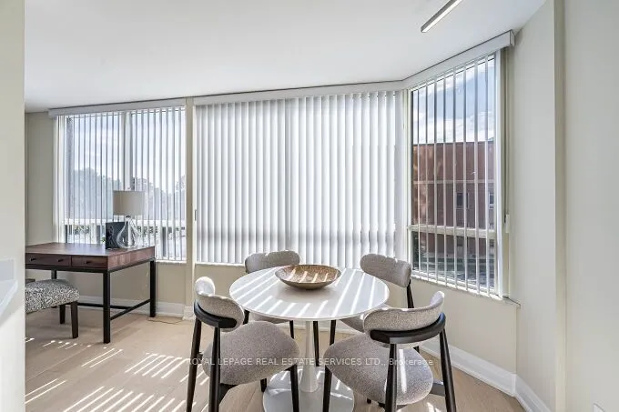 1 Aberfoyle Crescent, #301