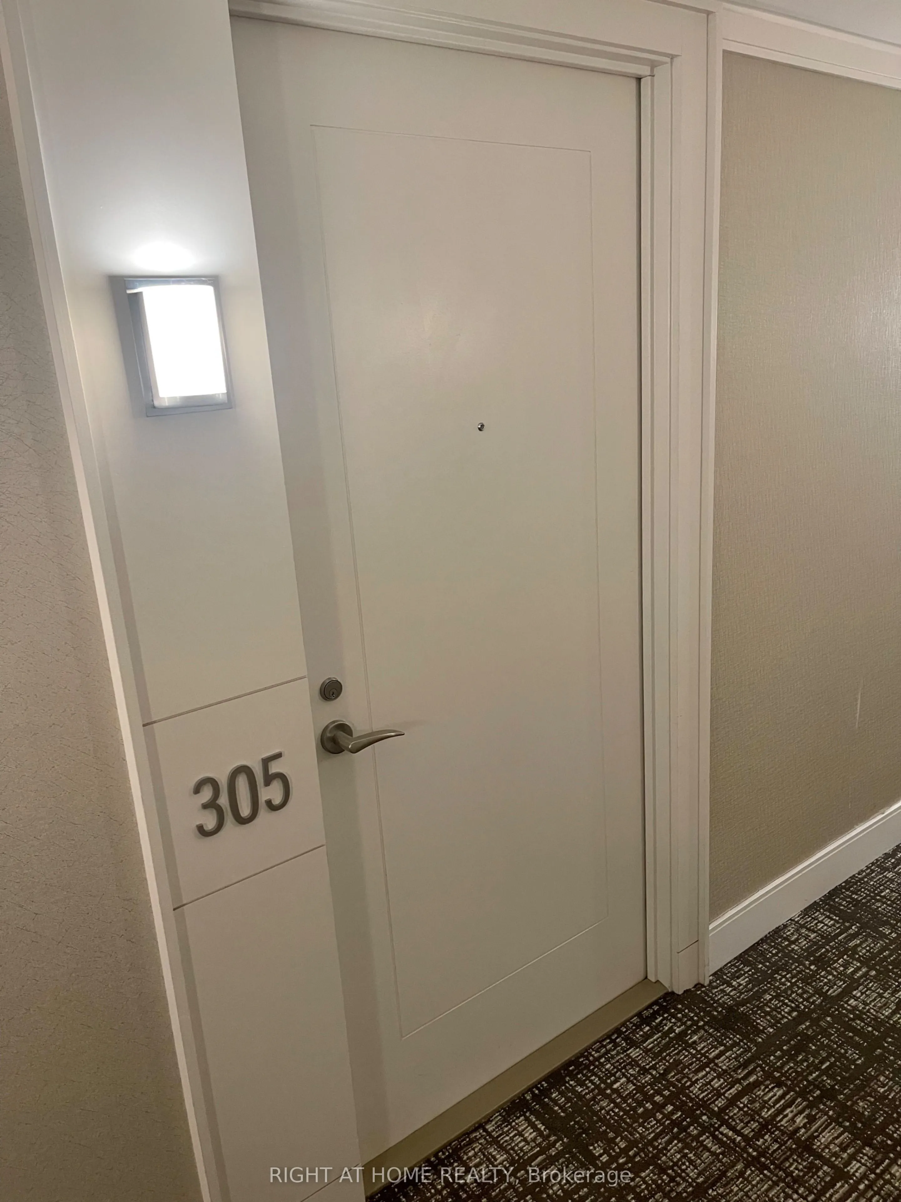 800 Lawrence Avenue W, #305