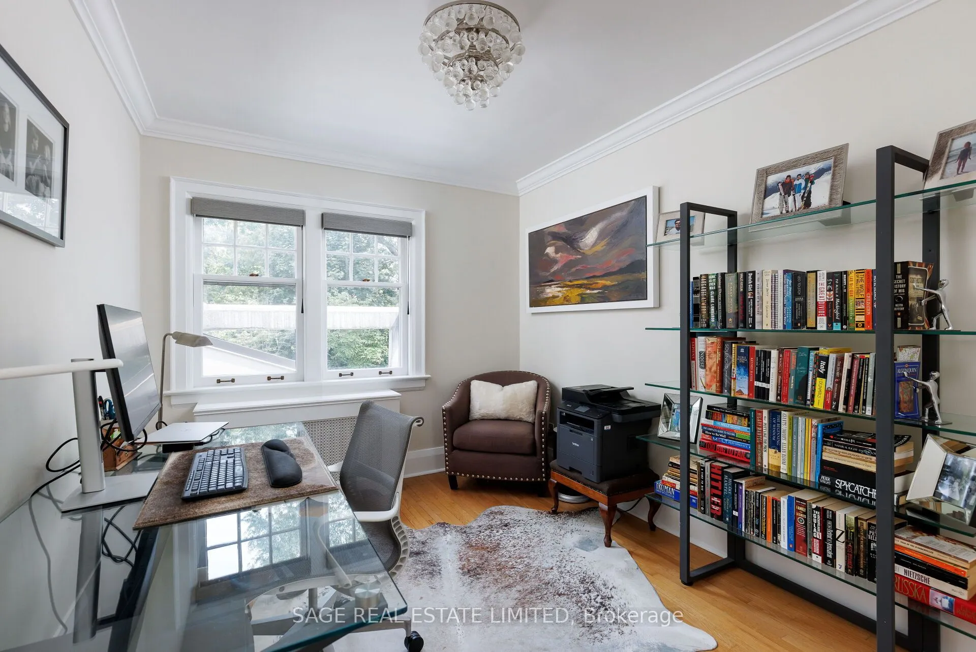 35 Grenview Boulevard N