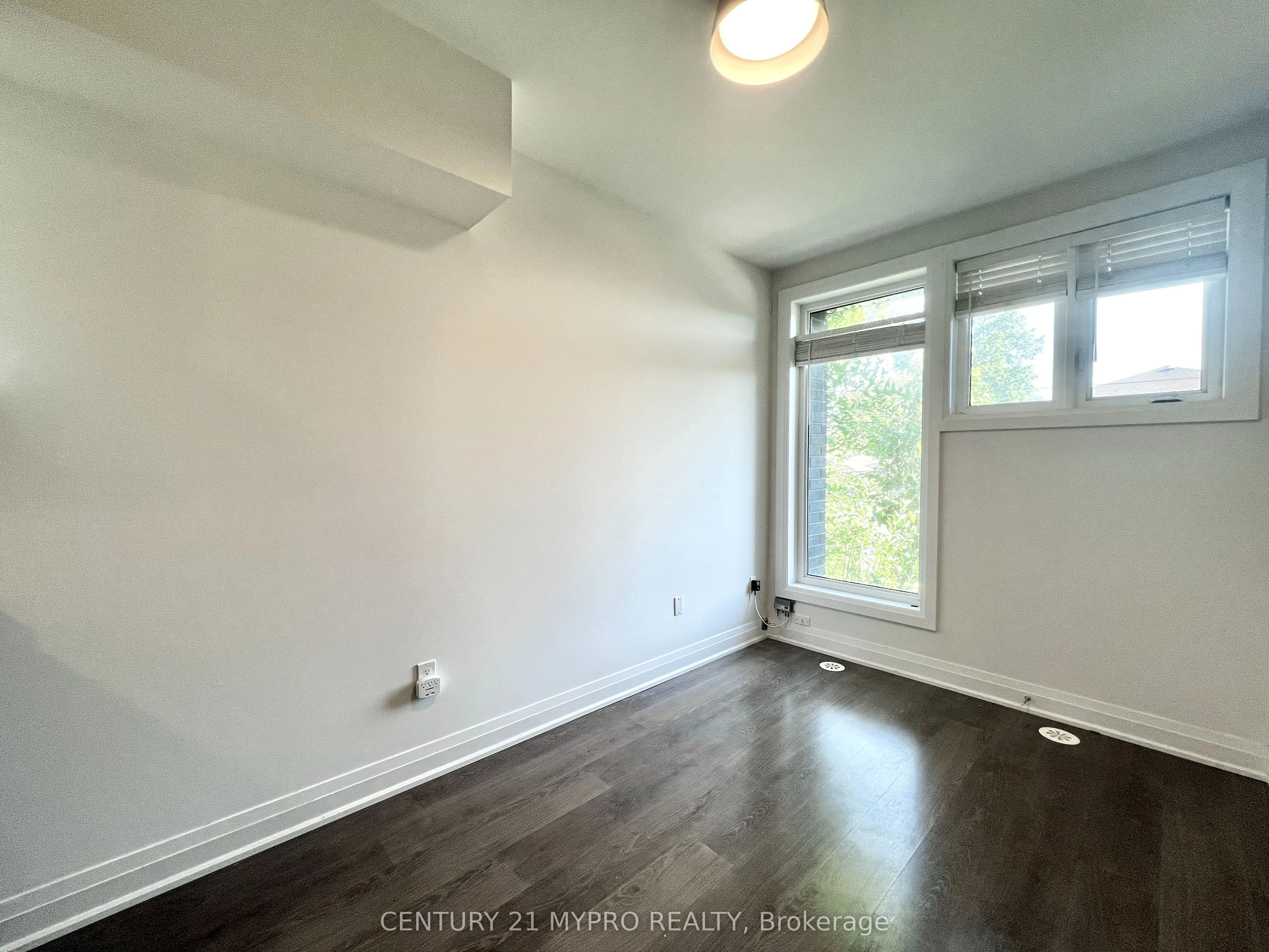 1776 Lawrence Avenue W