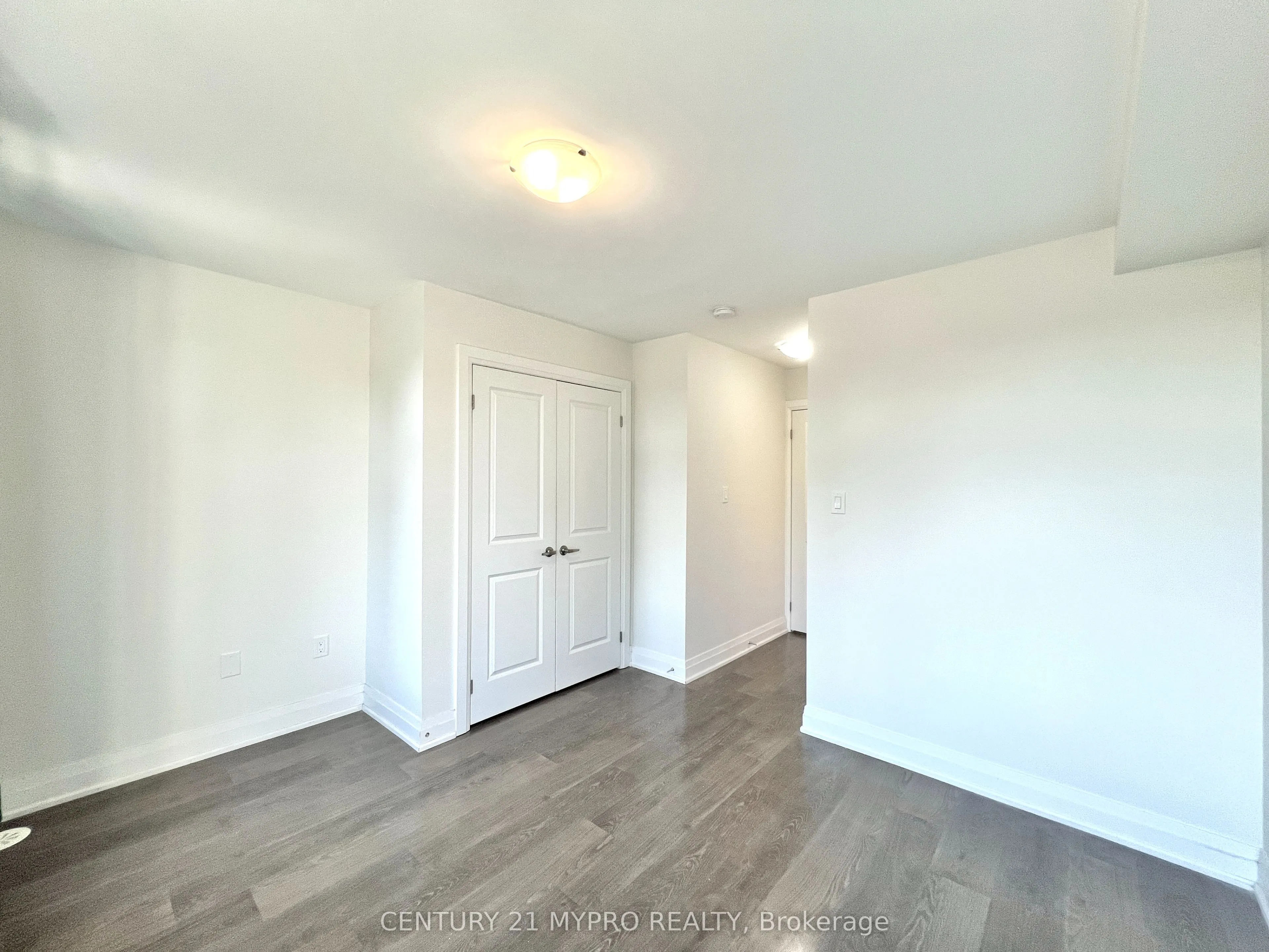 1776 Lawrence Avenue W