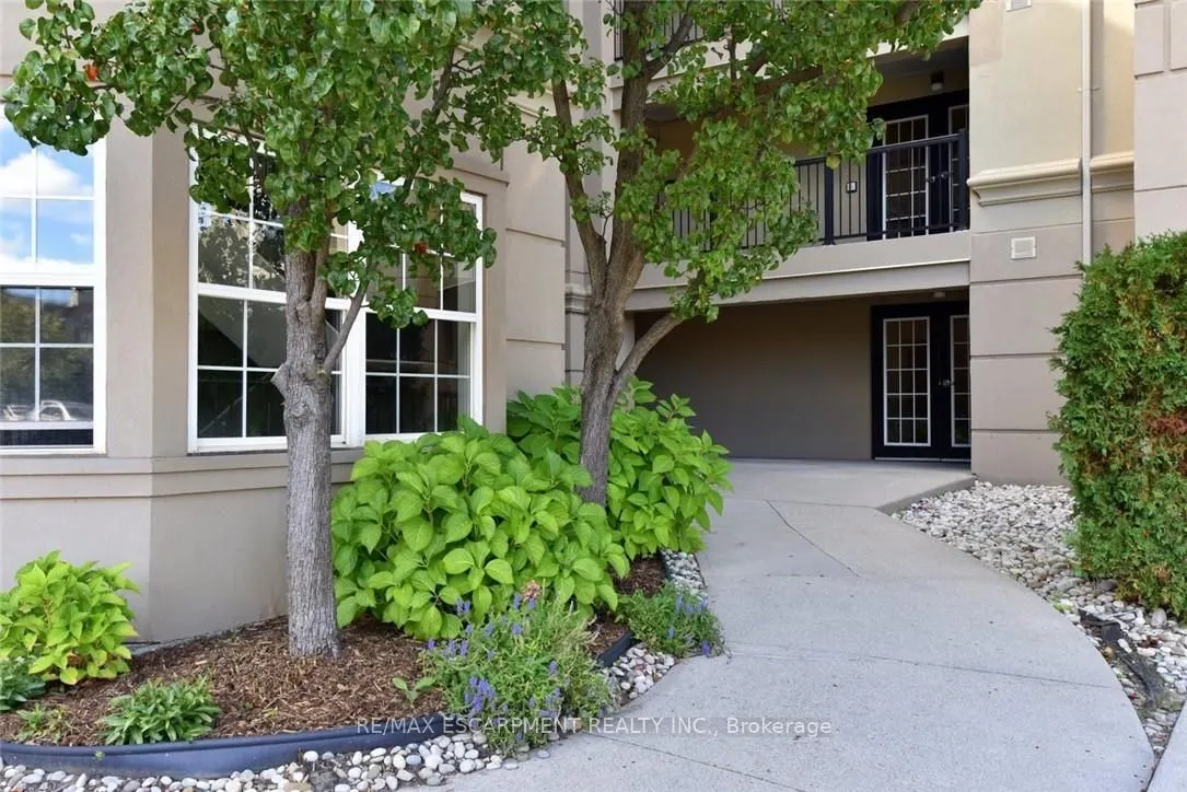 2035 Appleby Line, #103