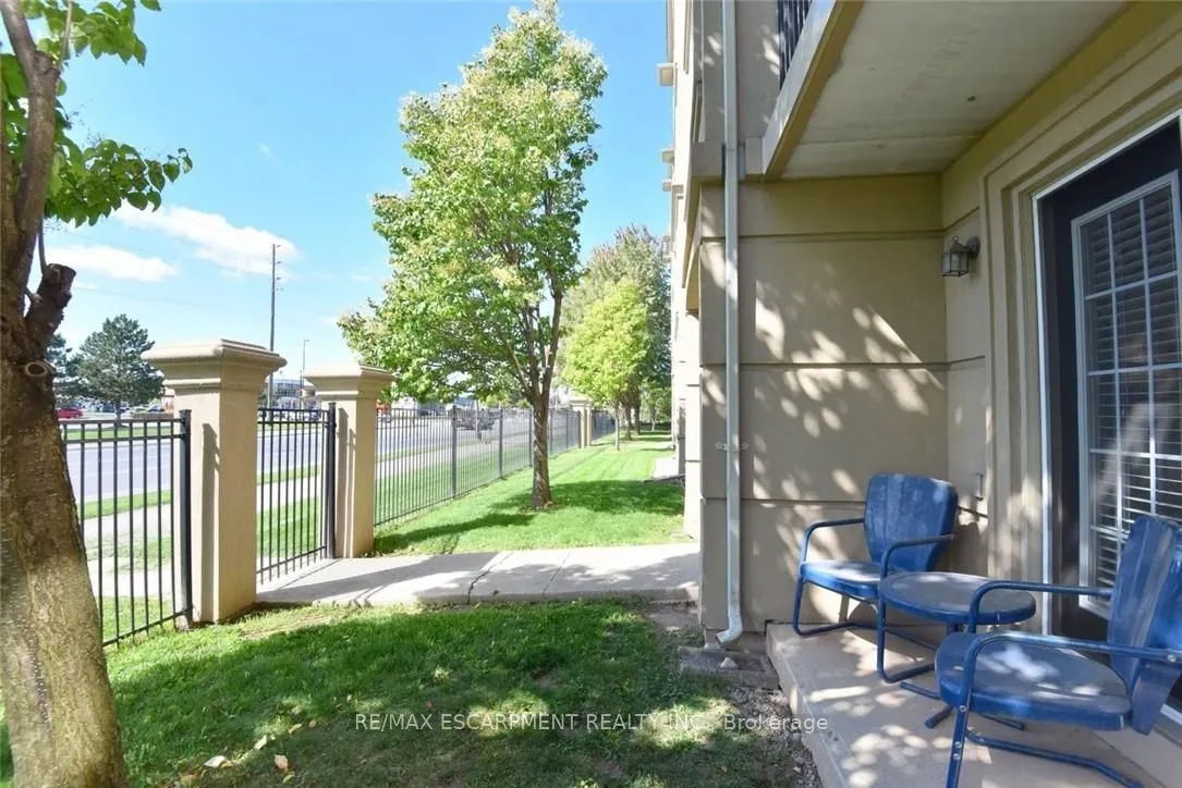 2035 Appleby Line, #103