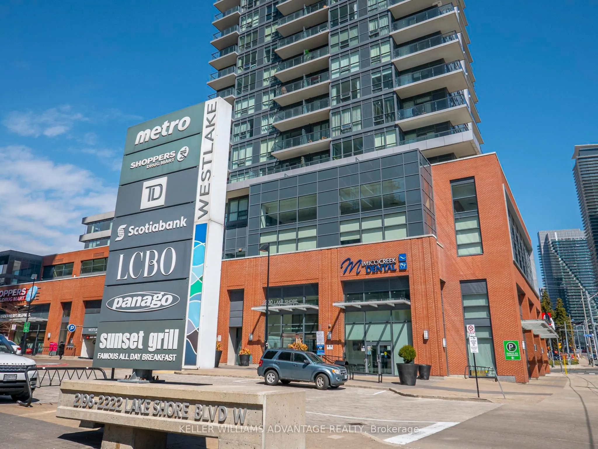 2200 Lake Shore Boulevard W, #1104