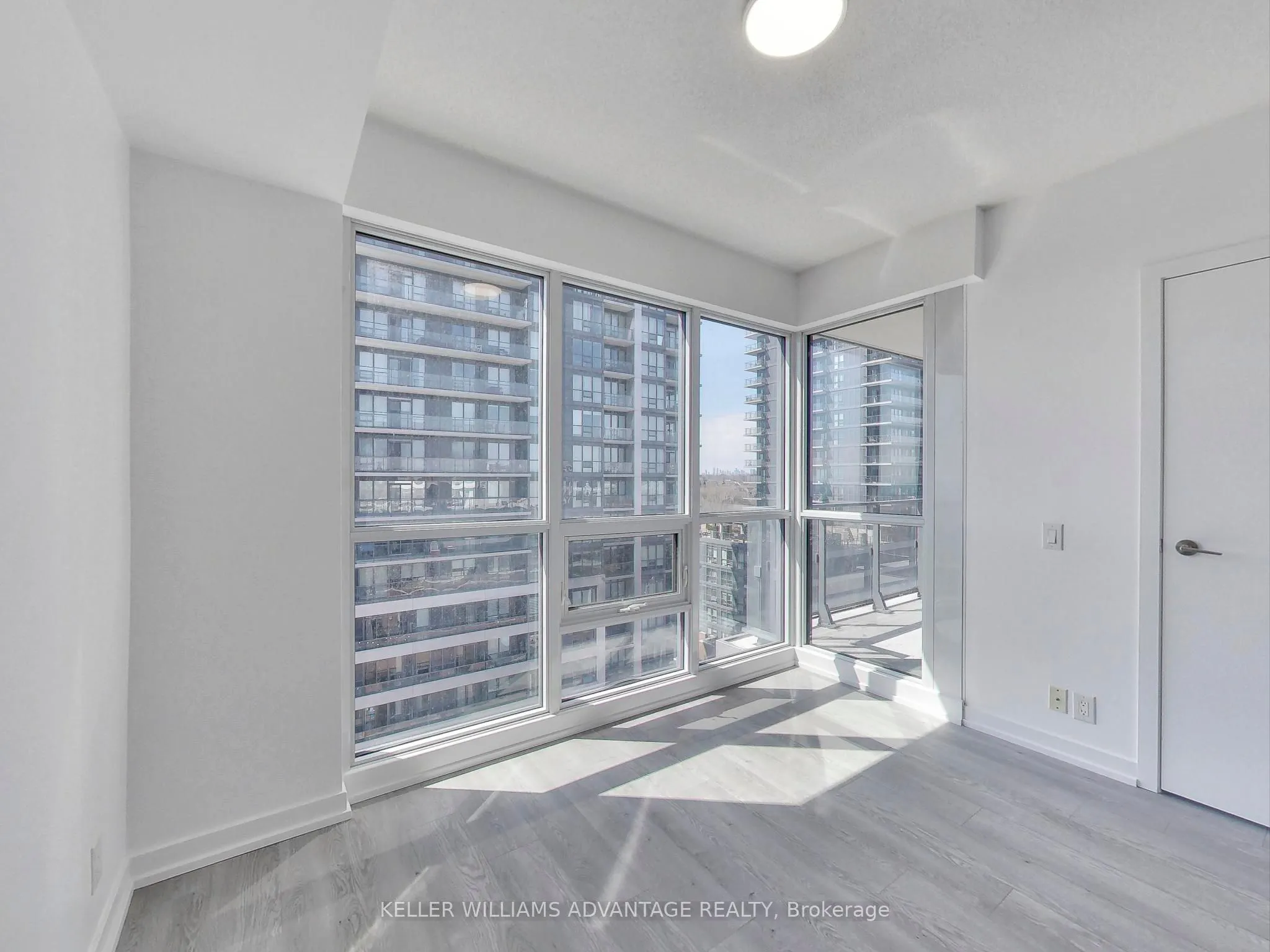 2200 Lake Shore Boulevard W, #1104