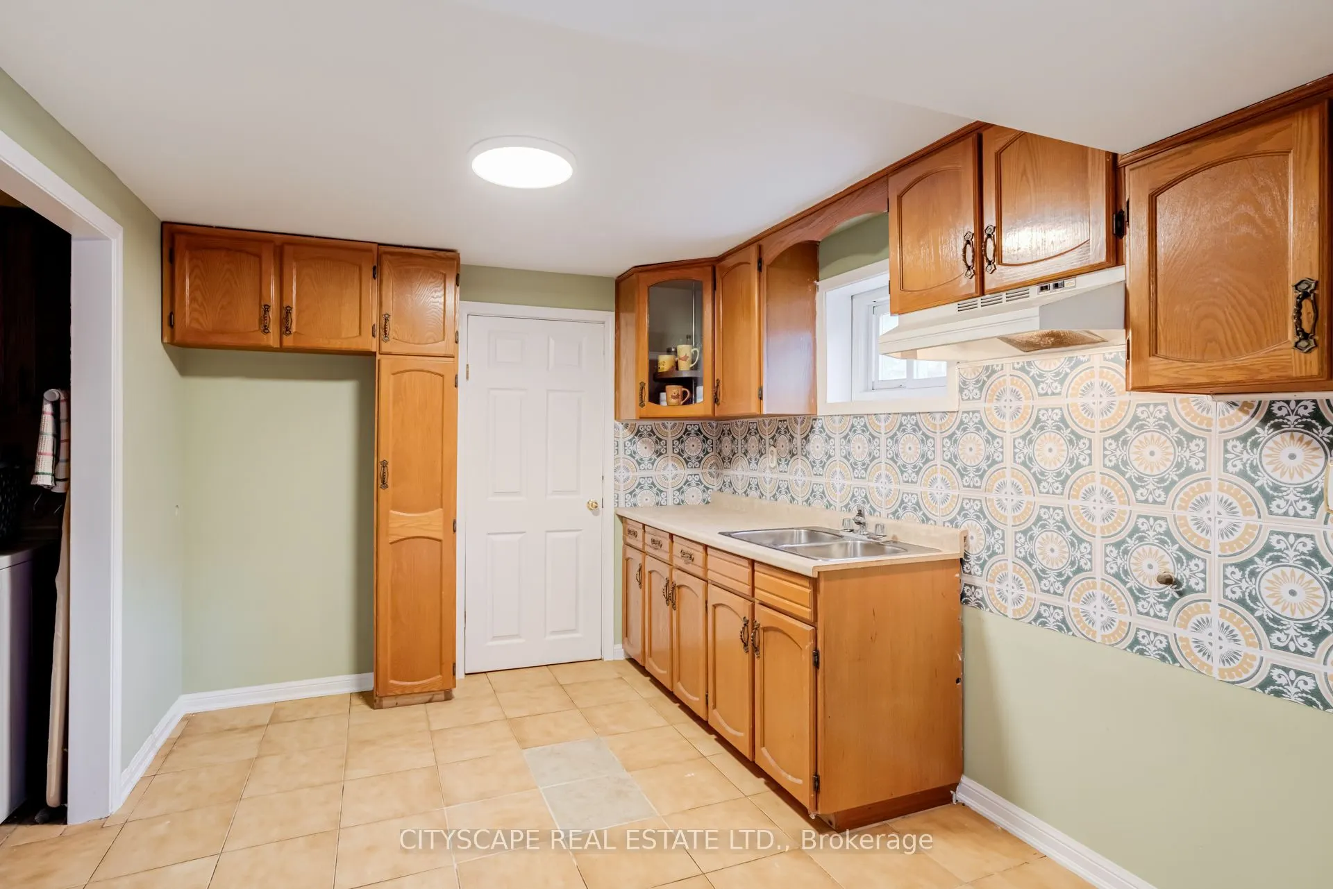 22 Jade Crescent