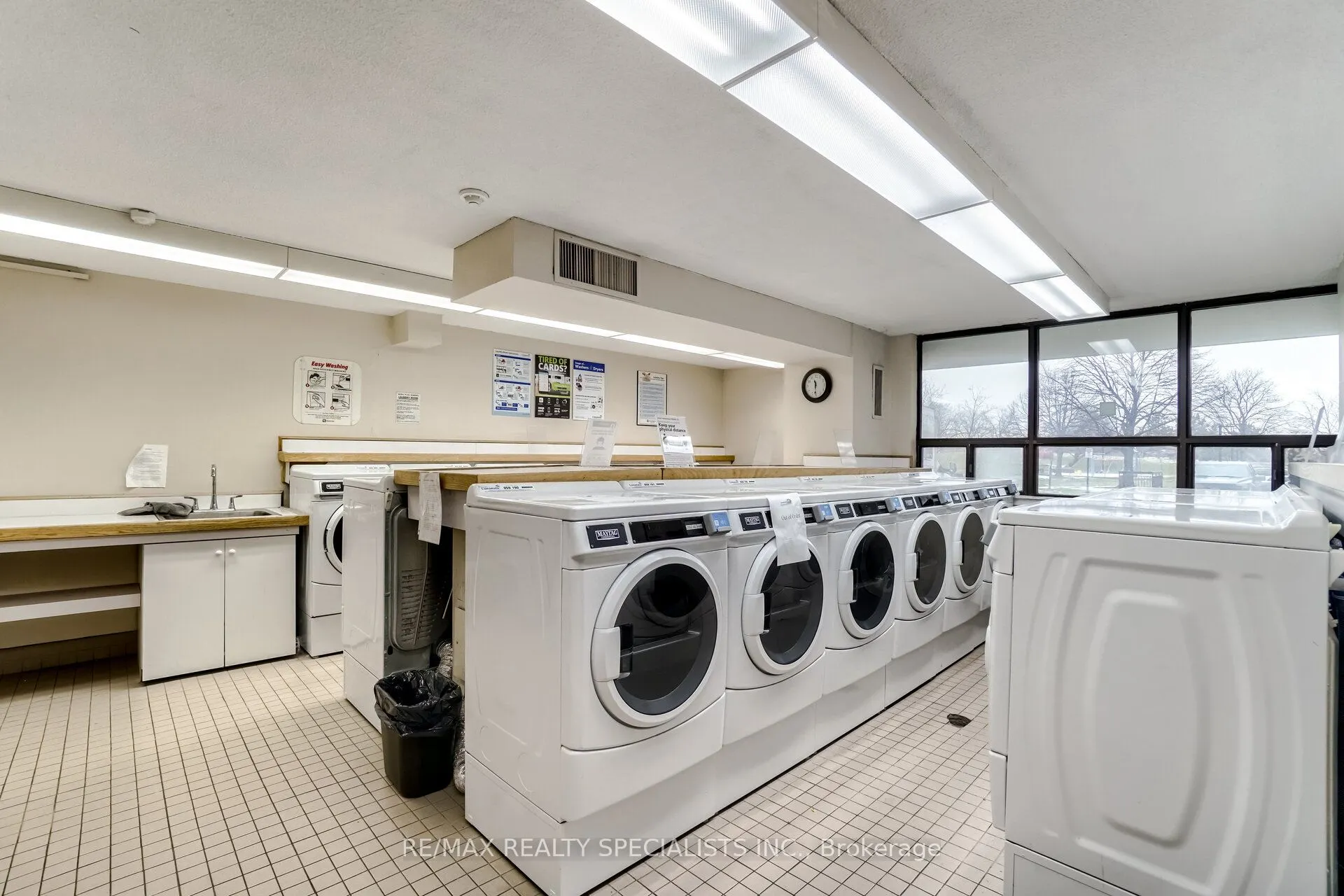 21 KNIGHTSBRIDGE Road, #1507
