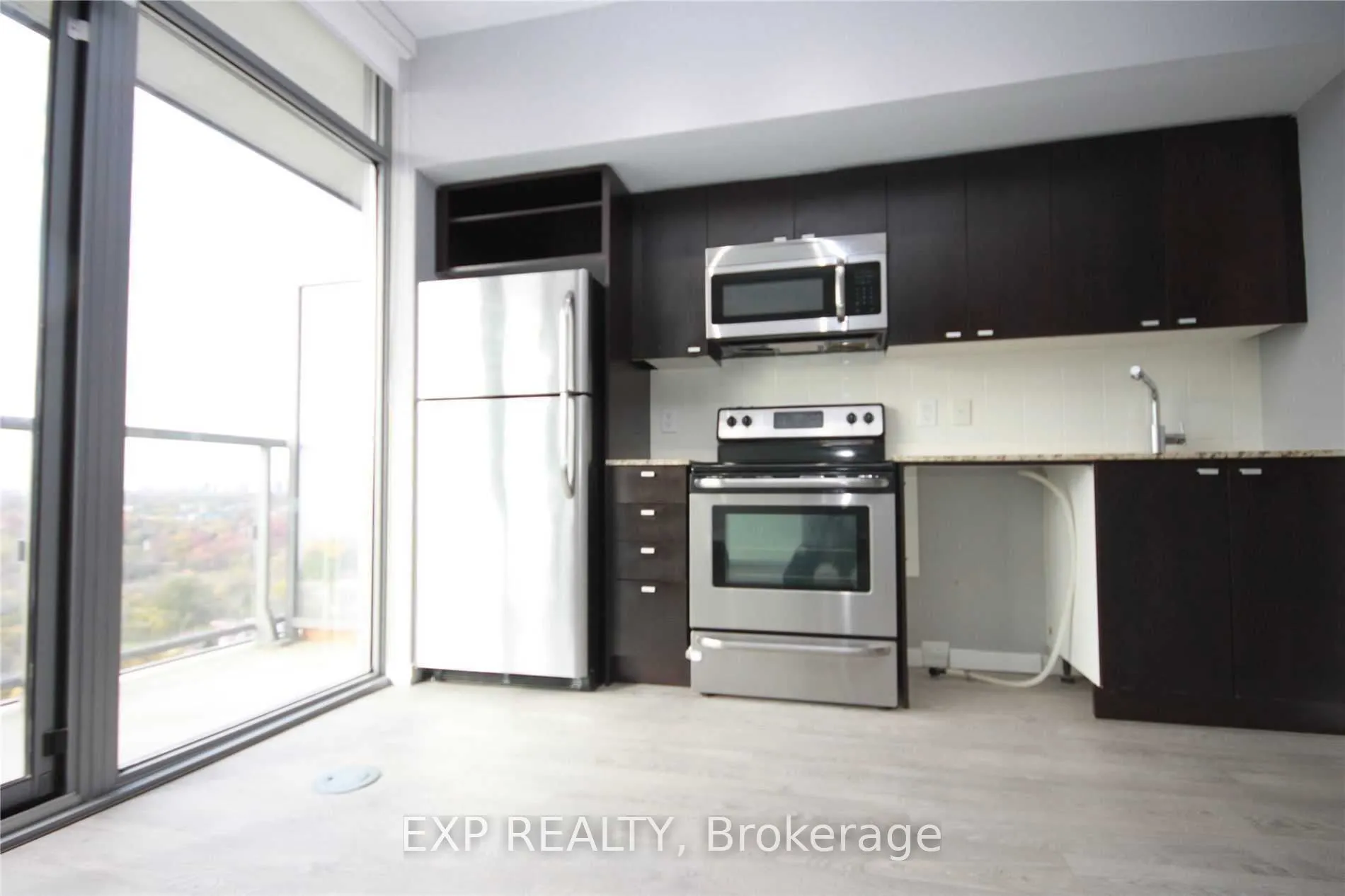 105 The Queensway Way, #2305