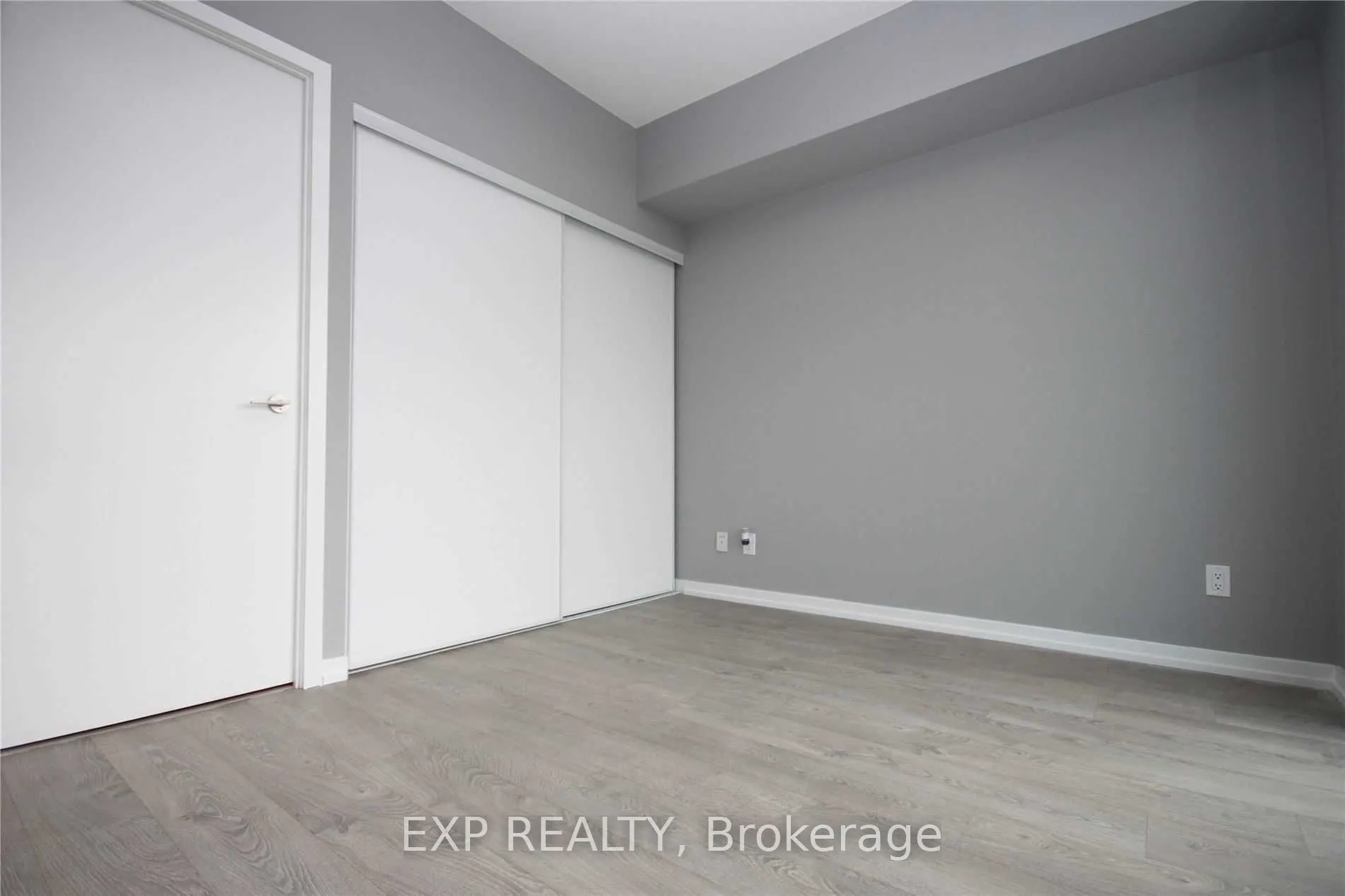 105 The Queensway Way, #2305