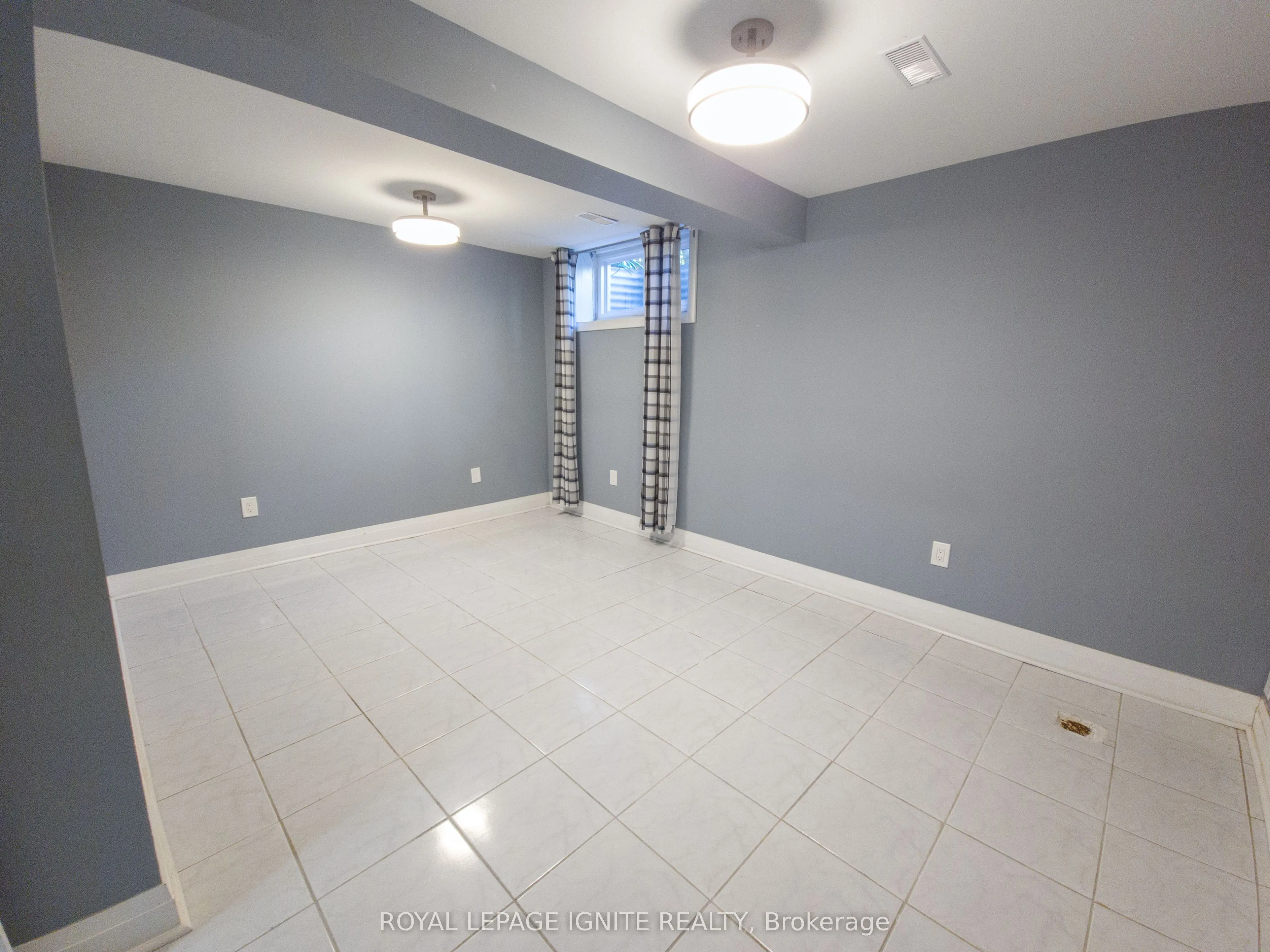 23 Tealham Drive, #32