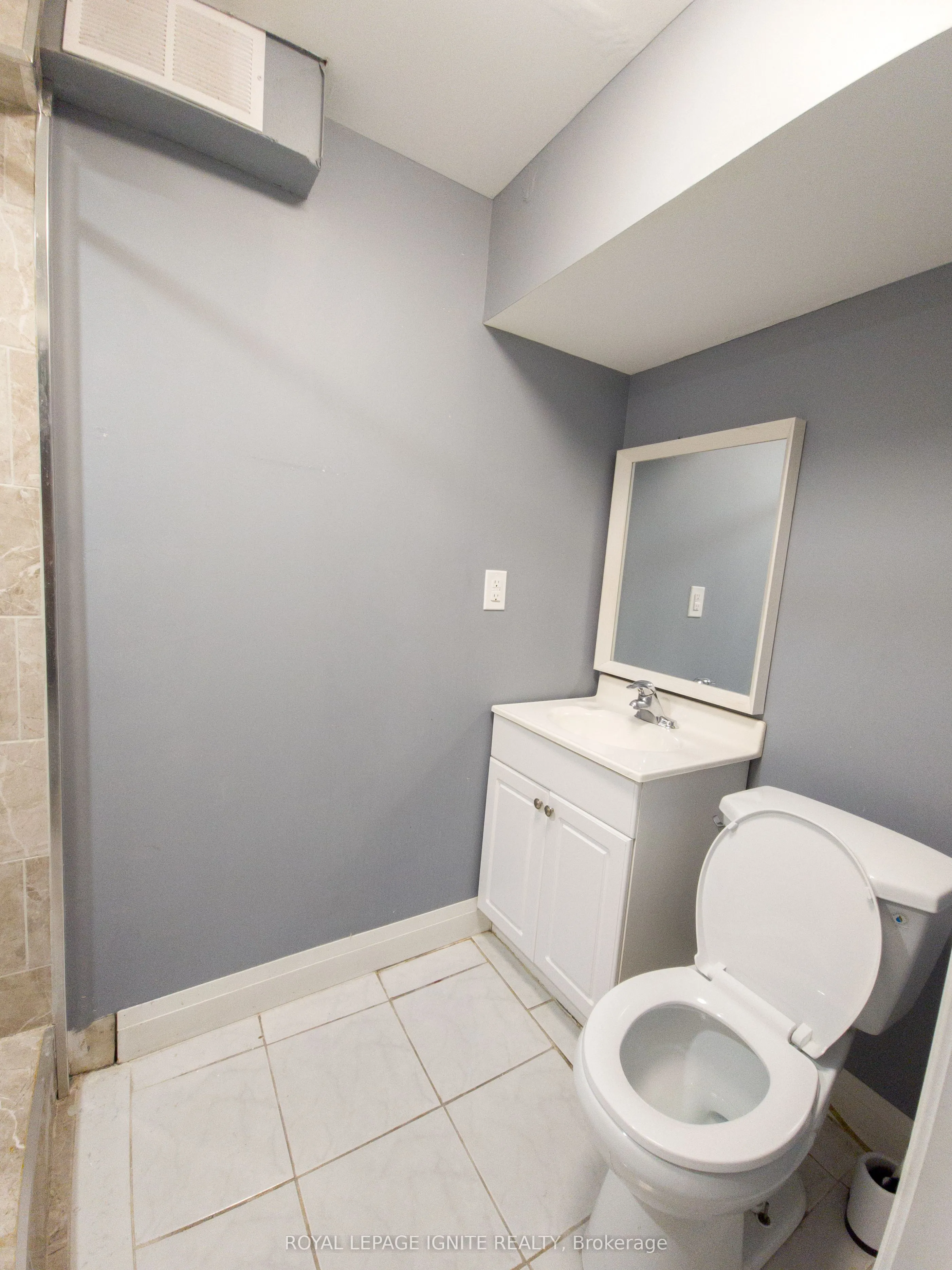 23 Tealham Drive, #32