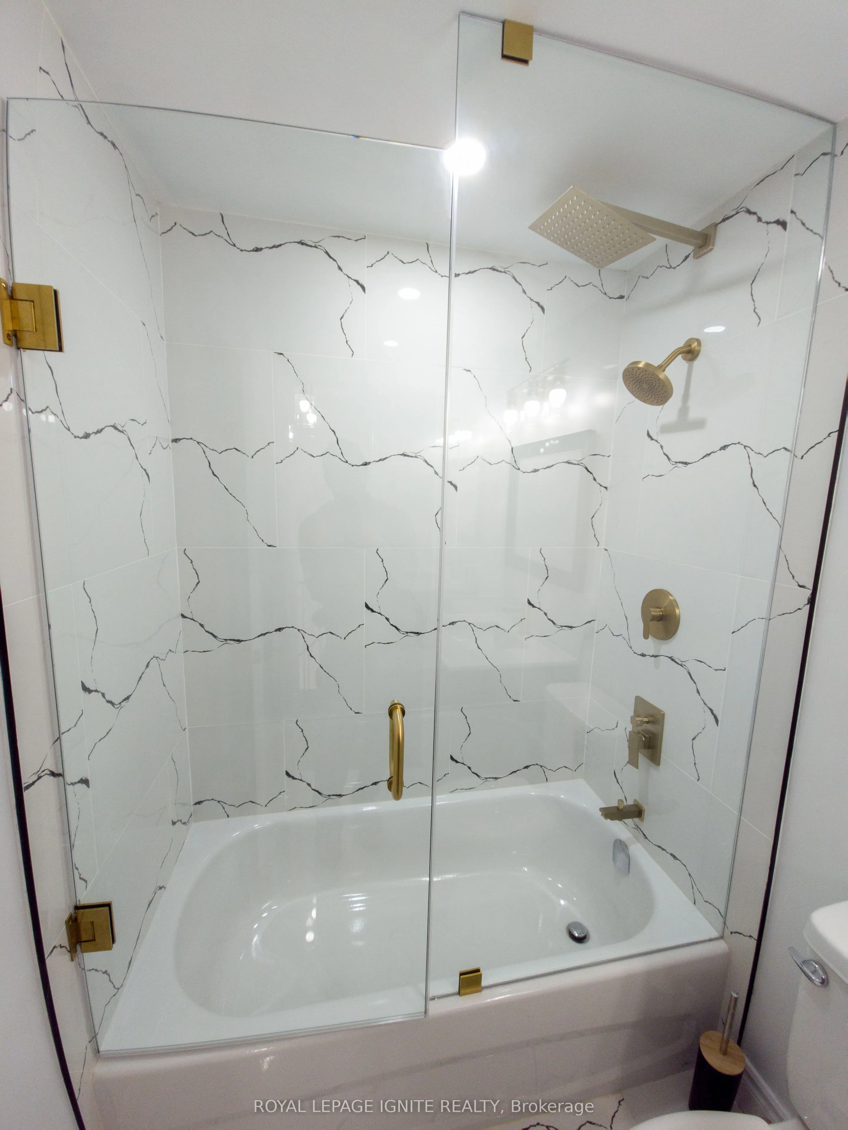23 Tealham Drive, #32
