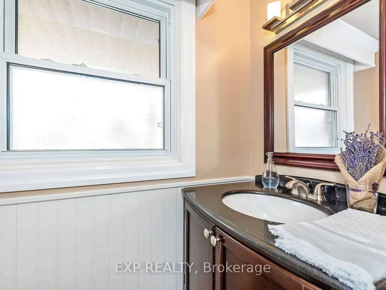 35 Neuchatel Place, #35